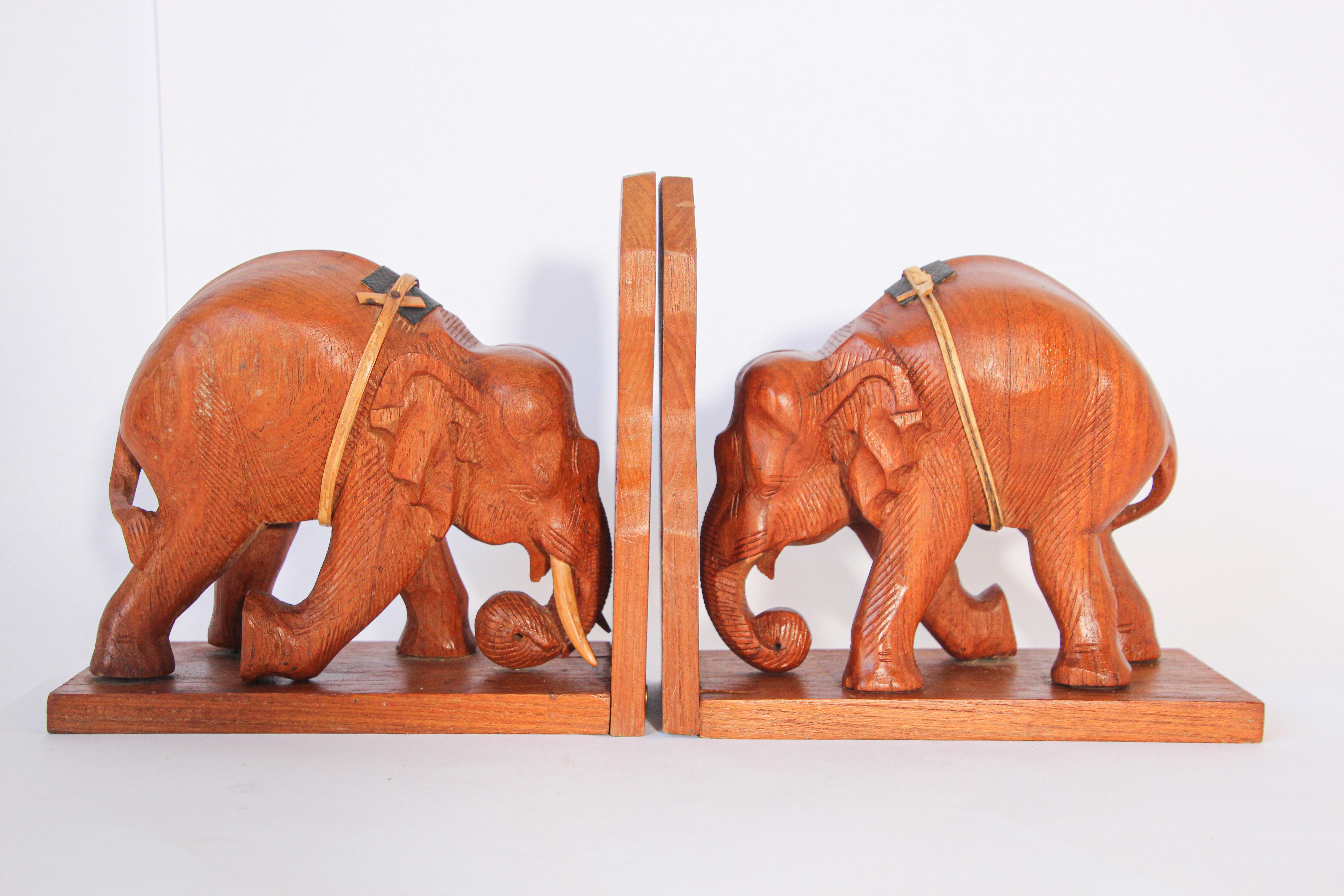 Hand Carved Wooden Elephant Bookends, circa 1950 7