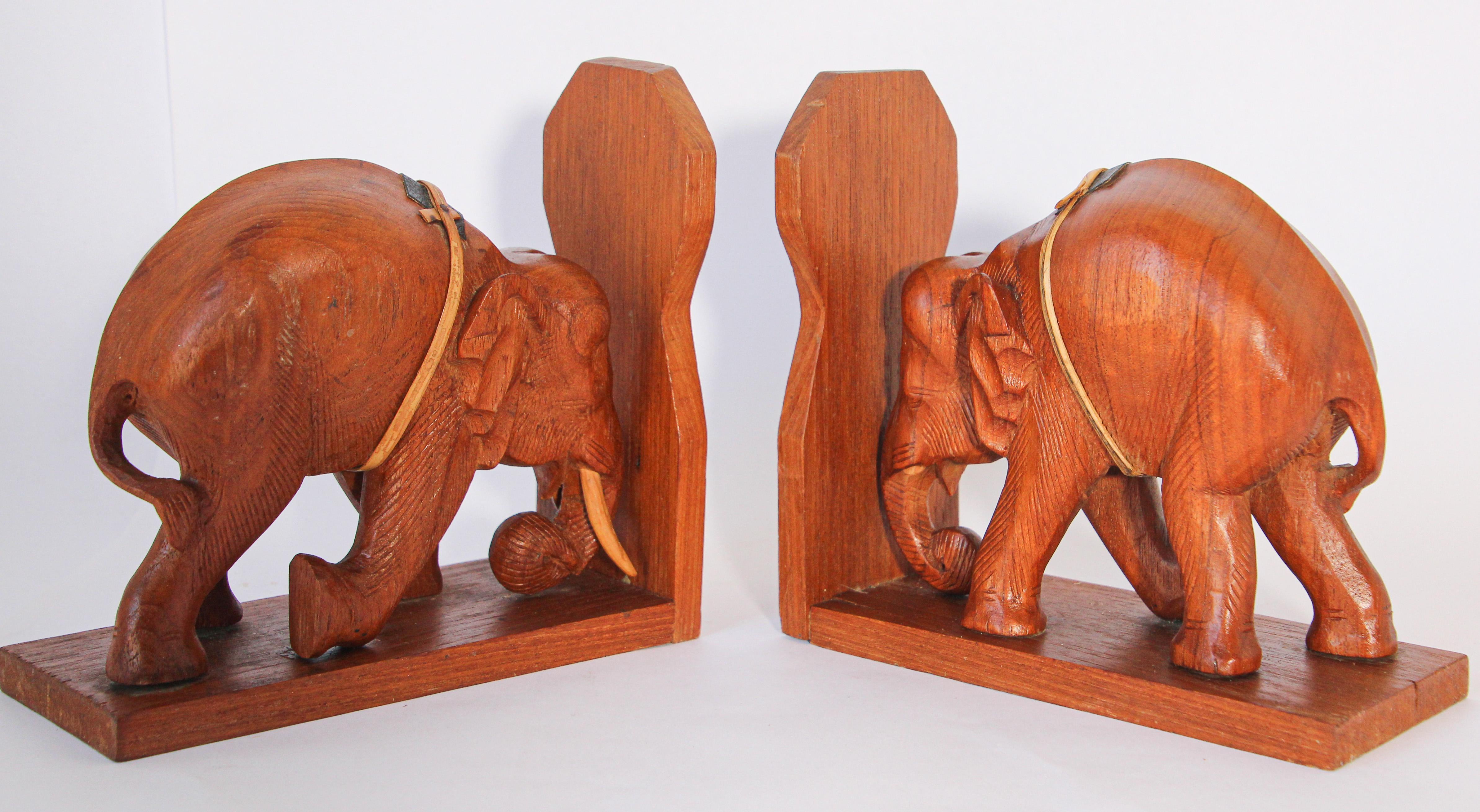 Hand Carved Wooden Elephant Bookends, circa 1950 8