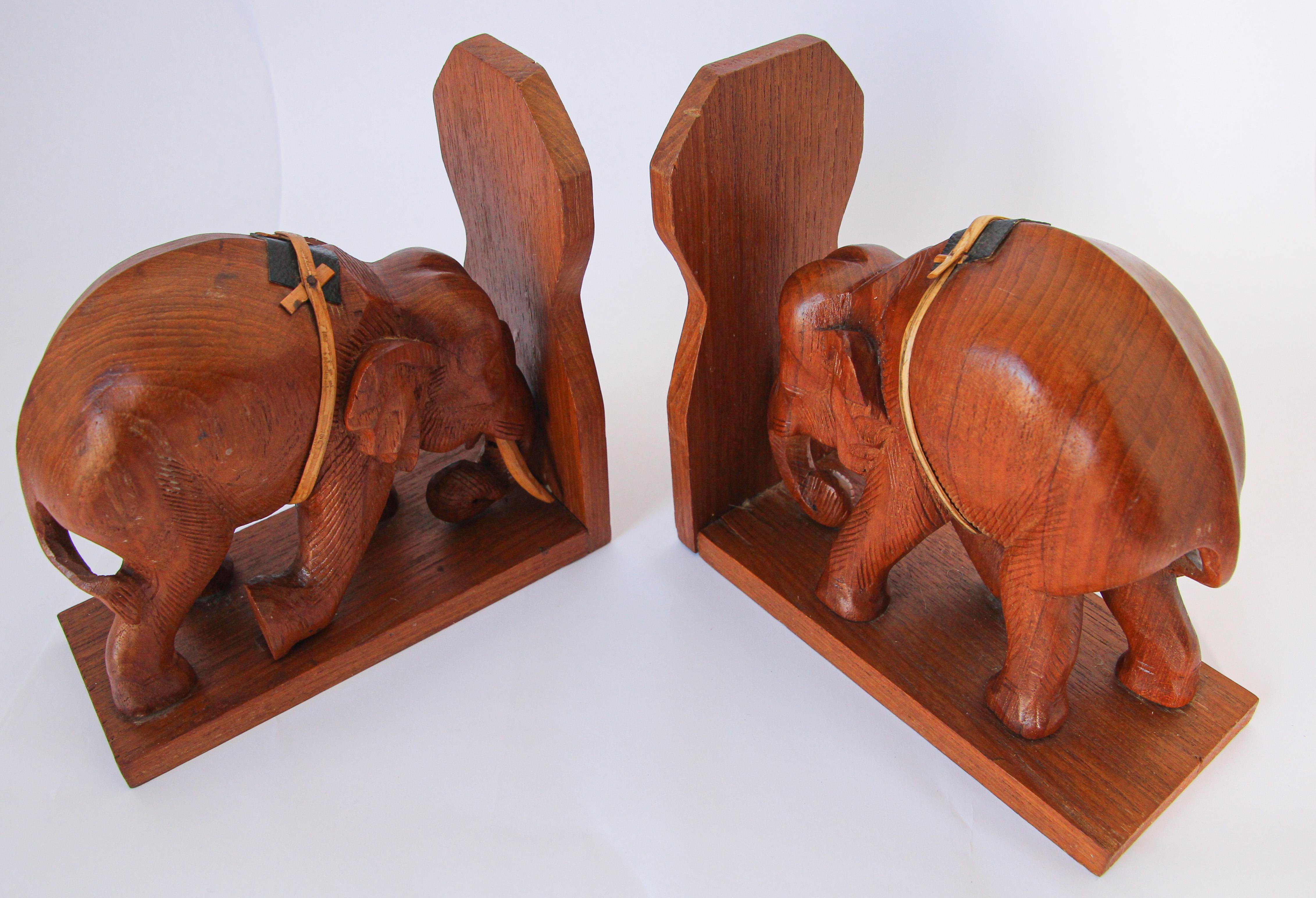 Hand Carved Wooden Elephant Bookends, circa 1950 1