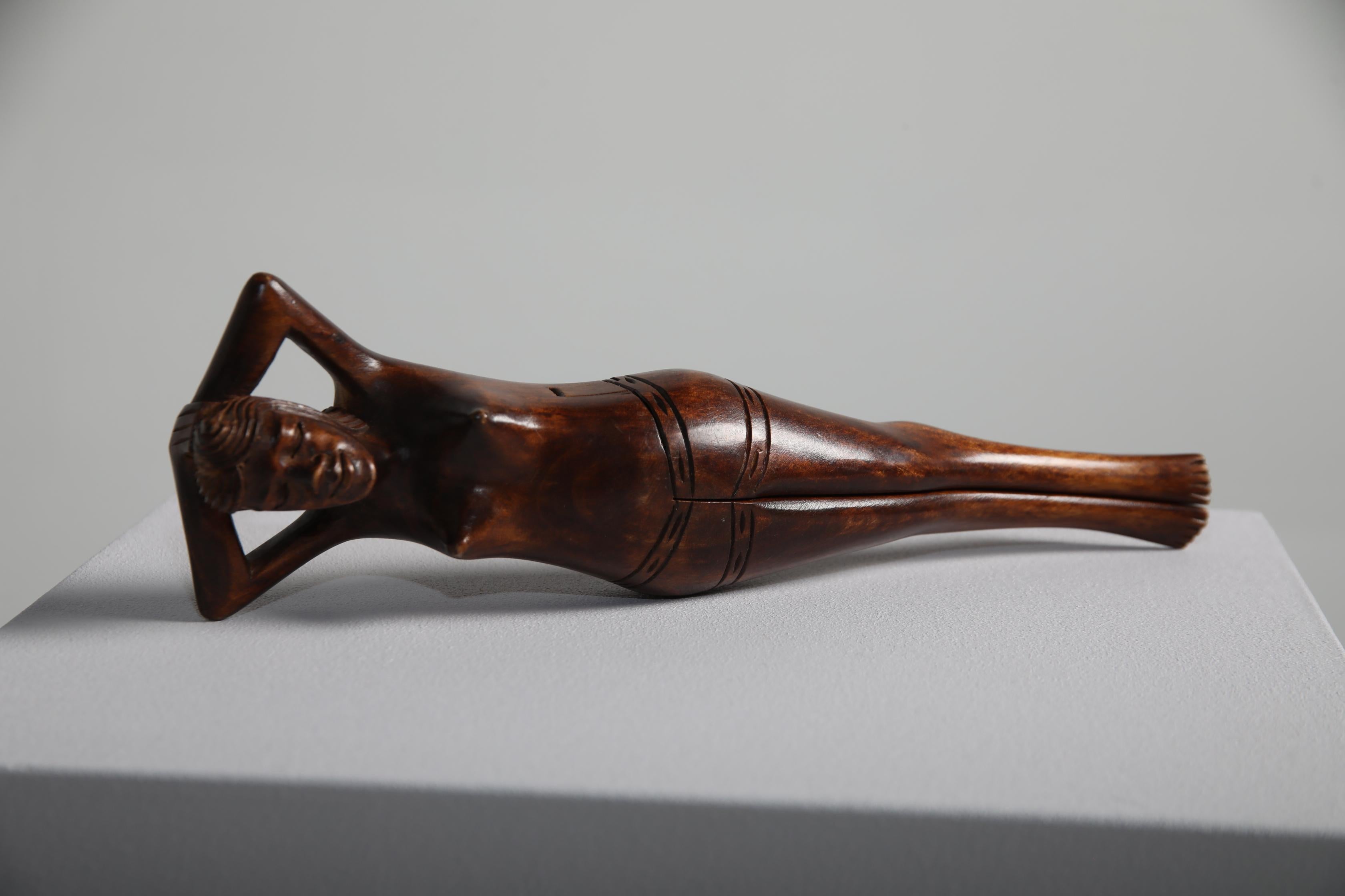 Metà XX secolo Hand-Carved Wooden Female Figurative Nutcracker, 1950s in vendita