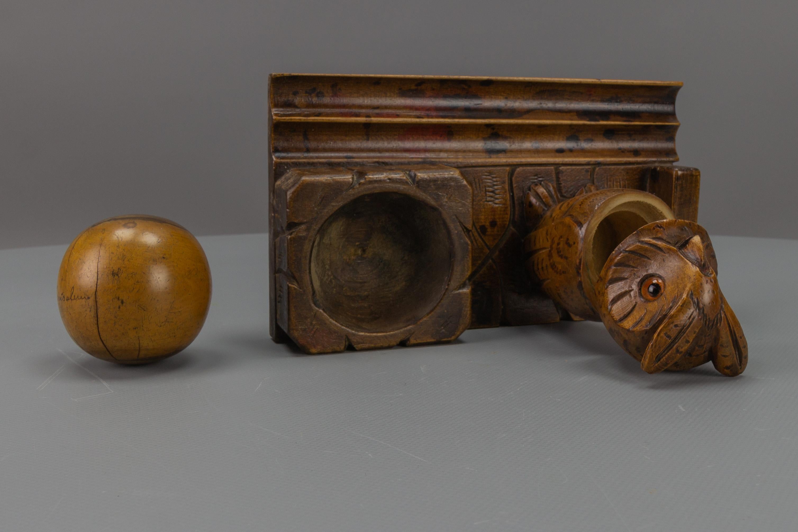 Hand-Carved Wooden Inkwell or Pen Stand with Owl Figure, 1920s For Sale 6