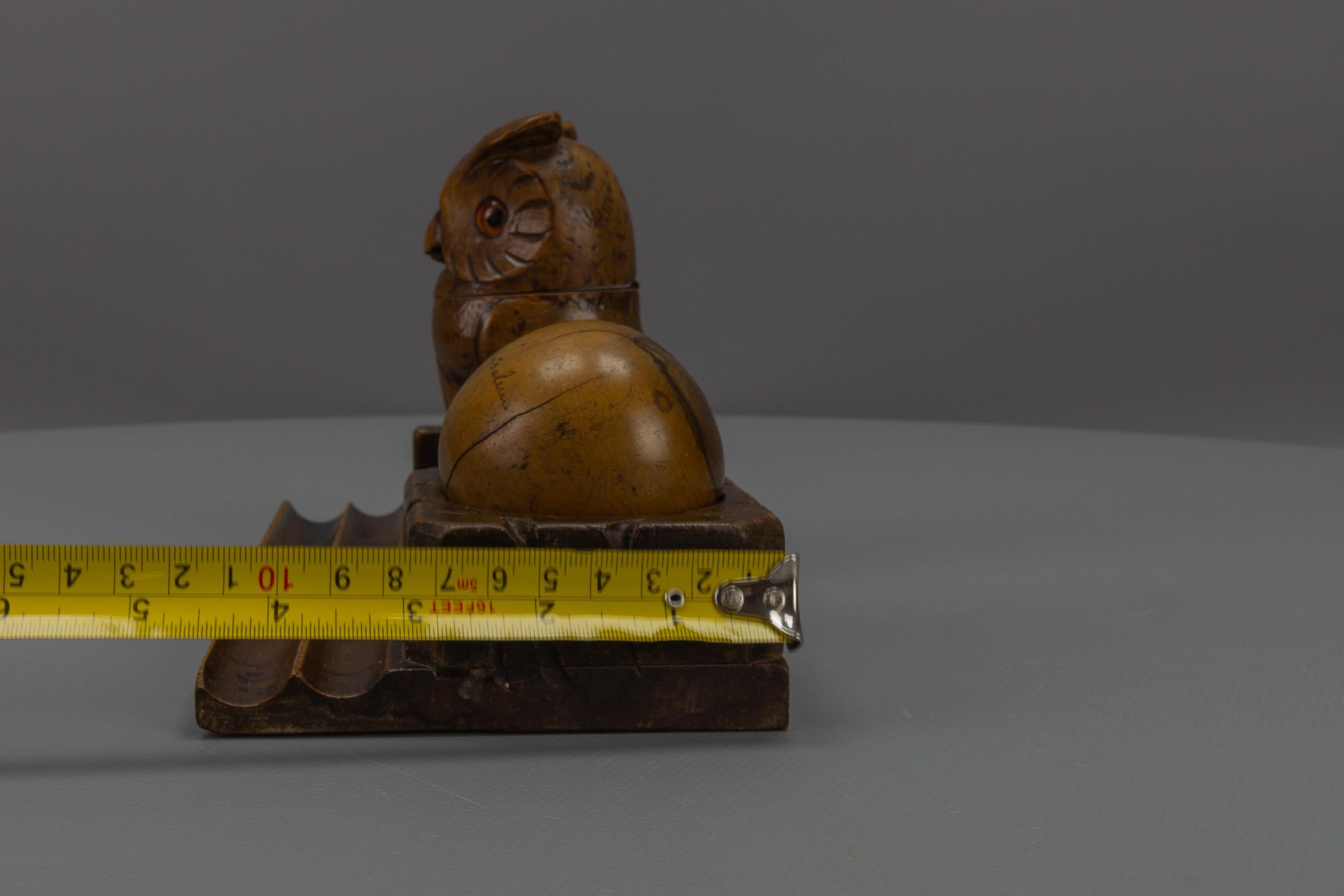 Hand-Carved Wooden Inkwell or Pen Stand with Owl Figure, 1920s For Sale 8