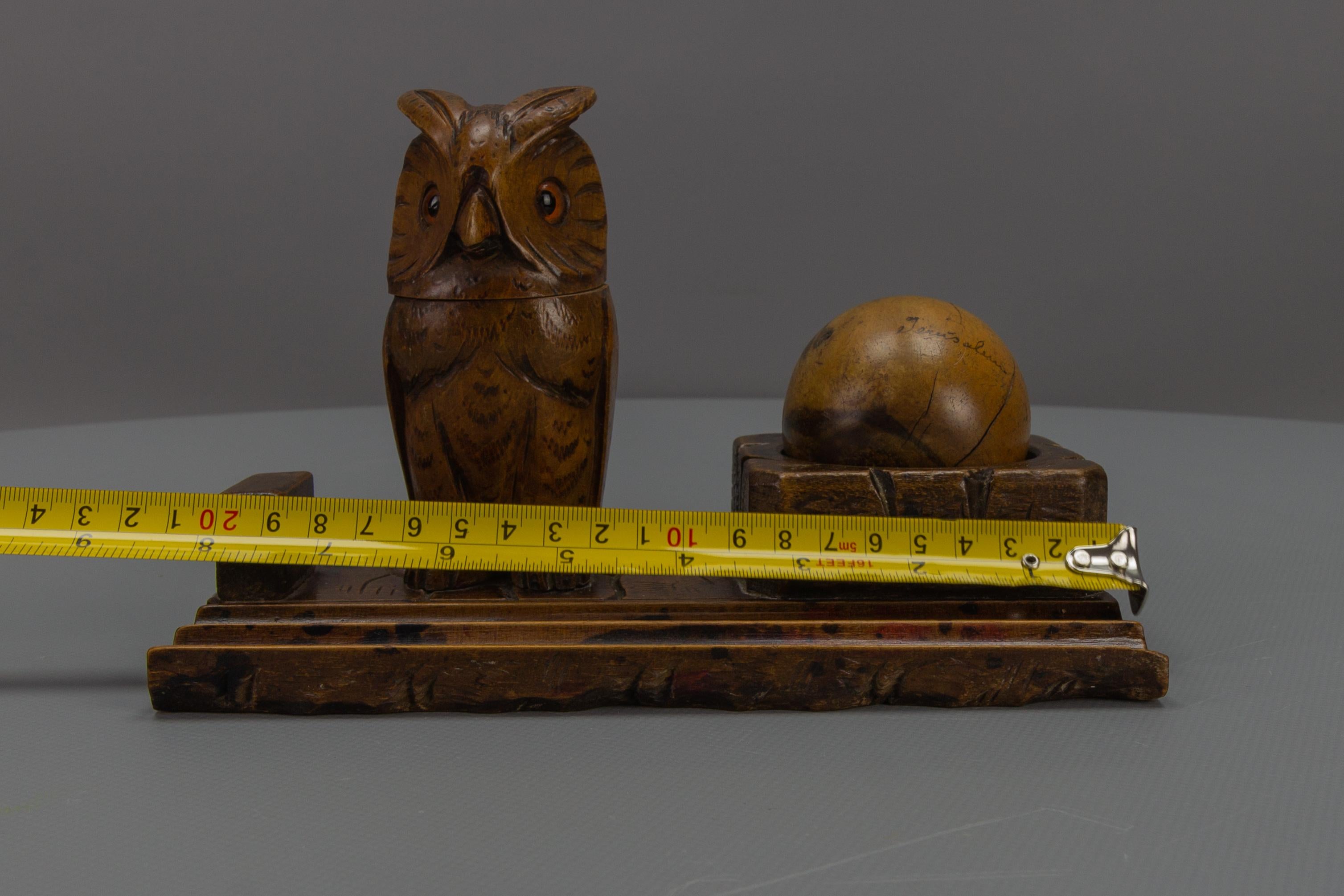 Hand-Carved Wooden Inkwell or Pen Stand with Owl Figure, 1920s For Sale 10