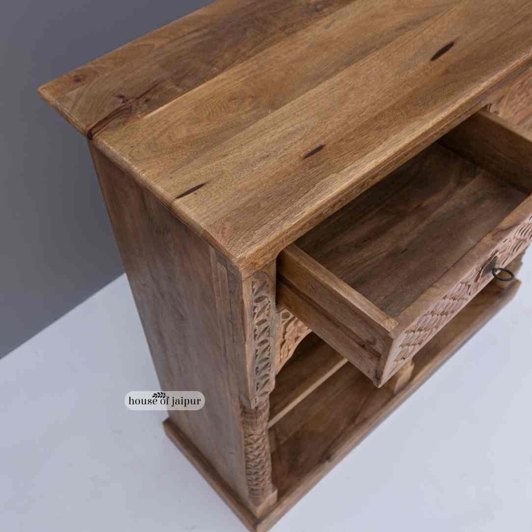 Indiano Mobile a scaffale aperto in legno intagliato a mano con dettagli ad arco di House of Jaipur in vendita