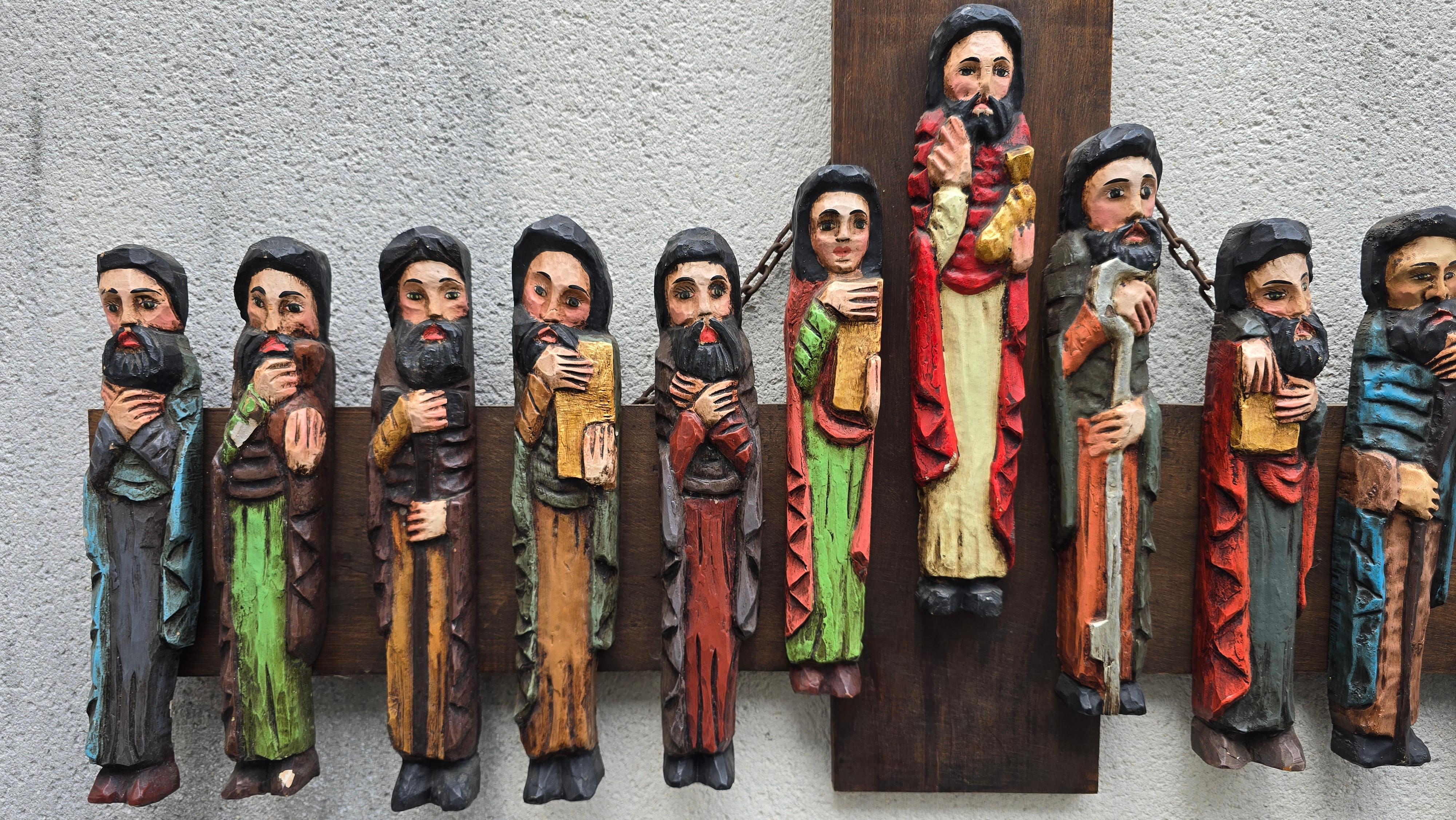 italien Relief en bois sculpté à la main Cène en vente