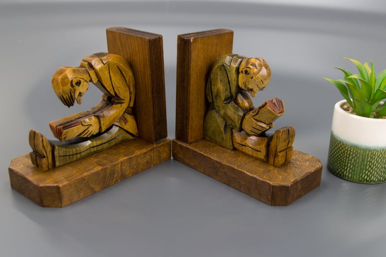 German Hand Carved Wooden Sculpture Bookends Two Reading Men For Sale