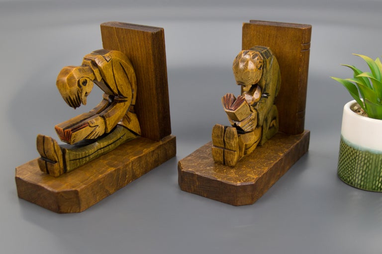 Hand Carved Wooden Sculpture Bookends Two Reading Men For Sale 1