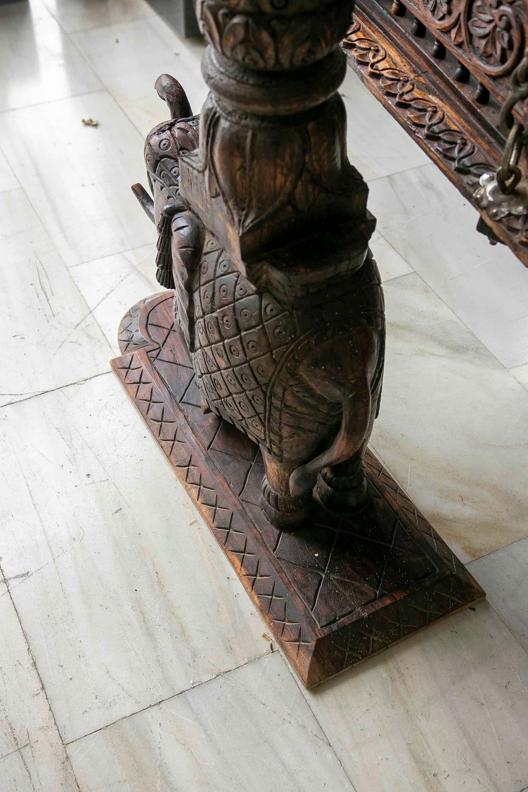 Hand-Carved Wooden Swing with Elephants and Columns  For Sale 2