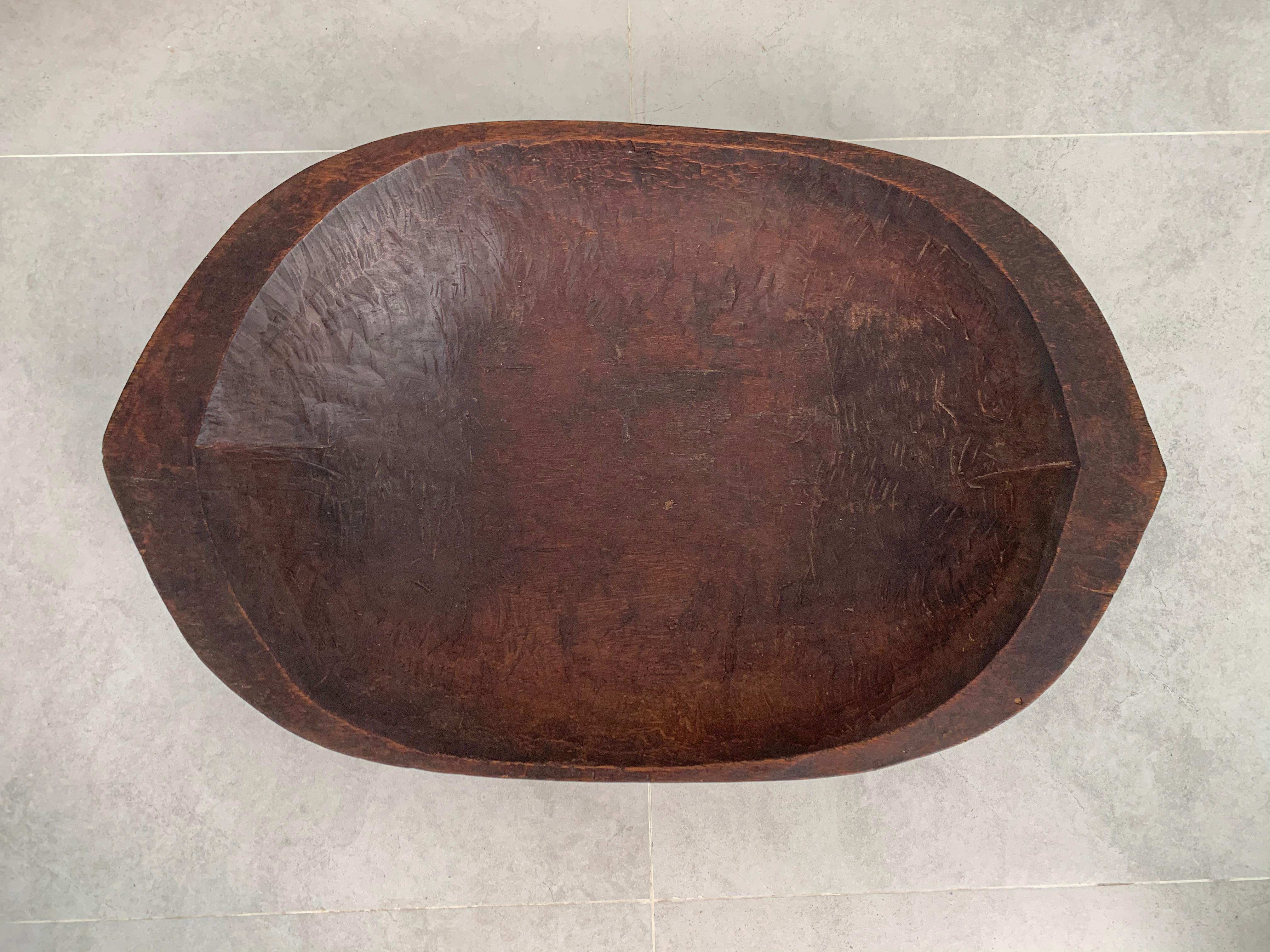 Other Hand-Carved Wooden Tray / Bowl Mentawai Tribe of Indonesia, Mid-20th Century For Sale