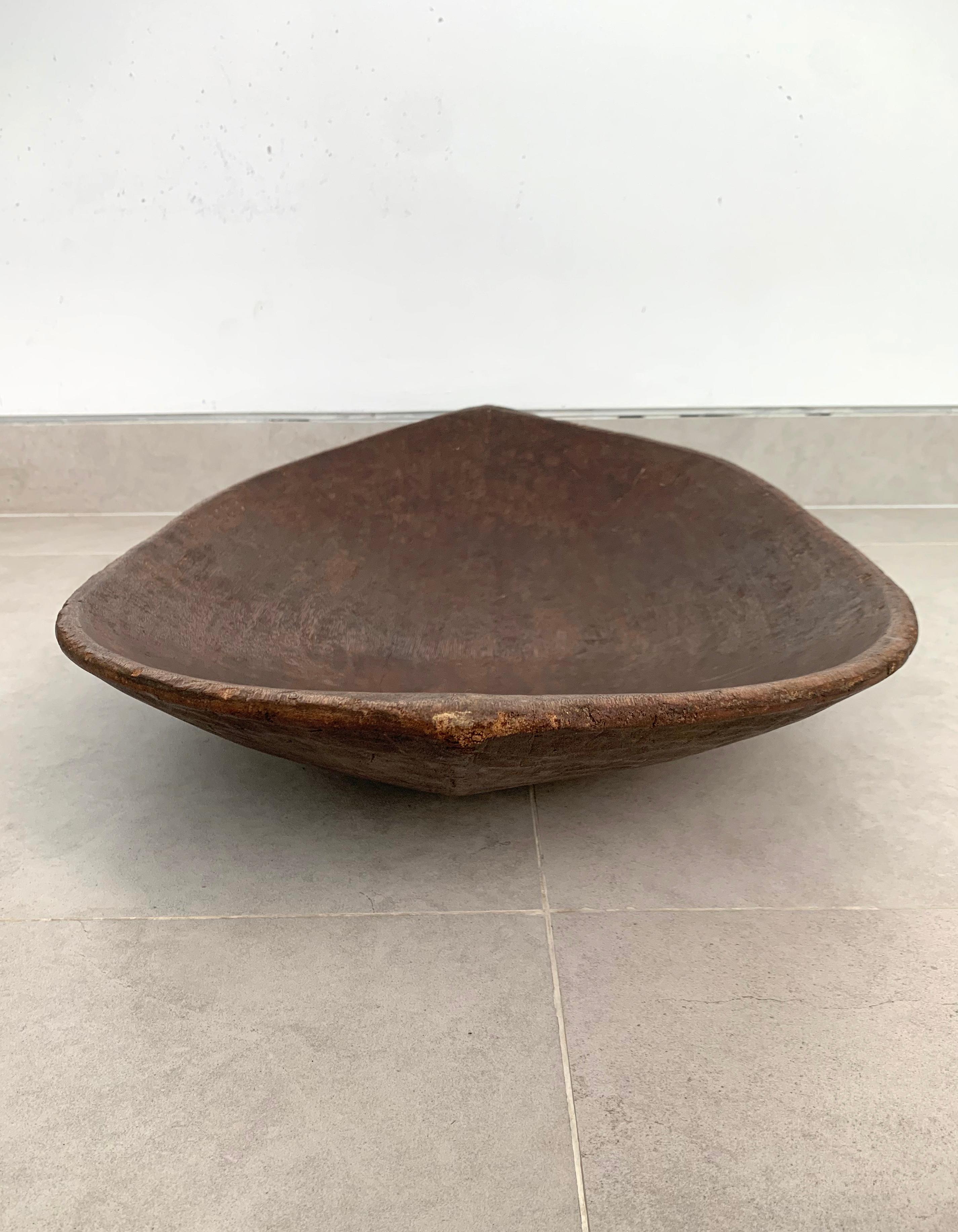 Other Hand-Carved Wooden Tray / Bowl Mentawai Tribe of Indonesia, Mid-20th Century 