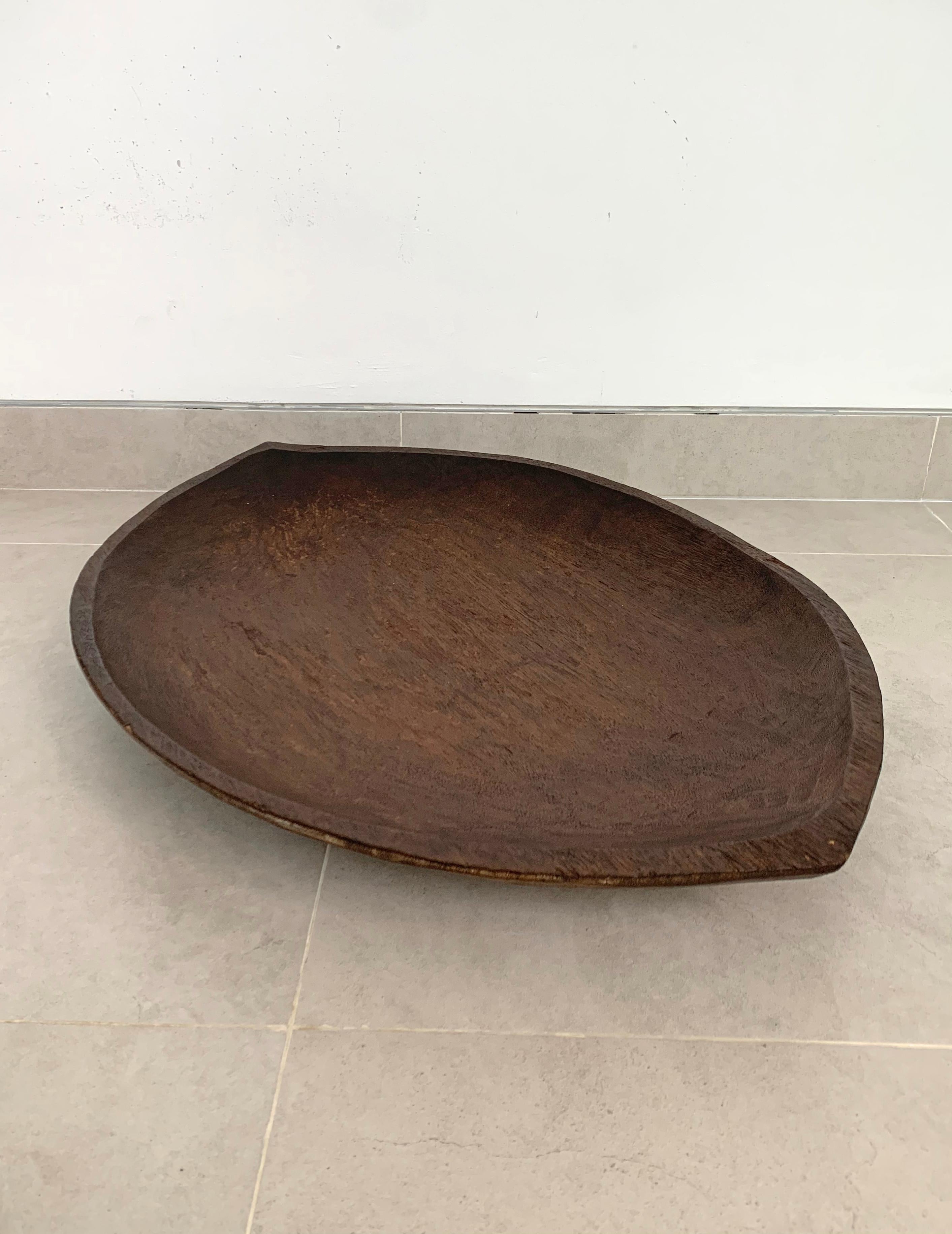 Hand-Carved Wooden Tray / Bowl Mentawai Tribe of Indonesia, Mid-20th Century  For Sale 1