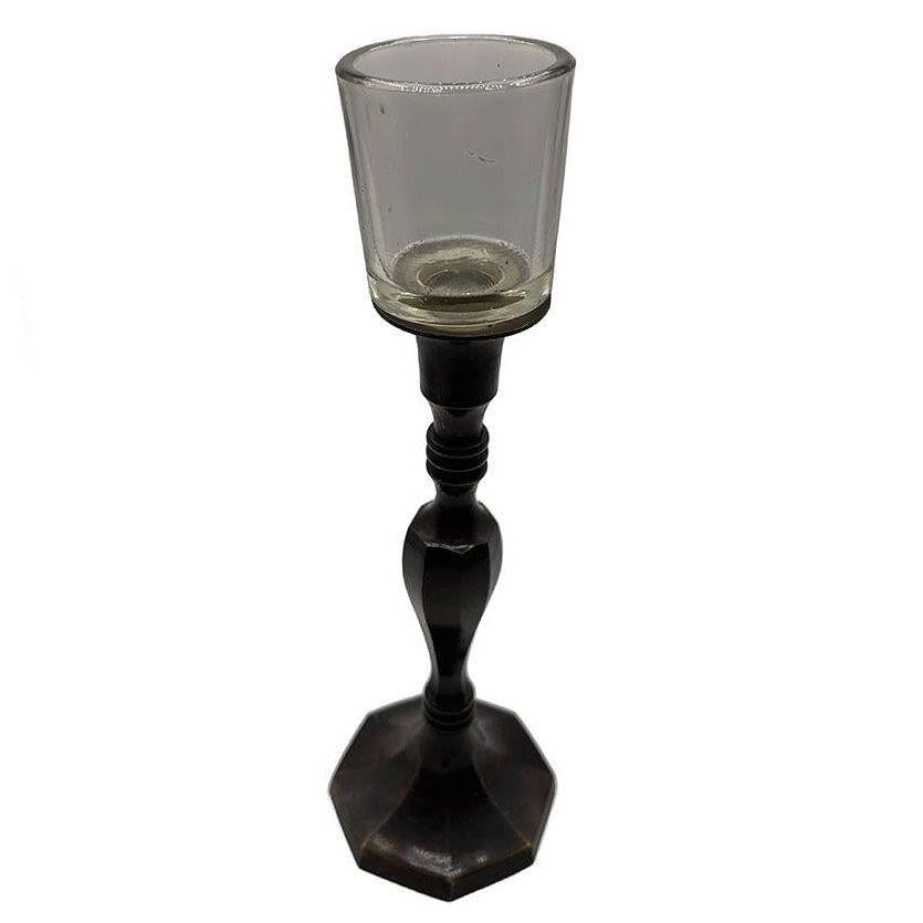 Apogée victorien Porte-bougies en bronze moulé à la main avec abat-jour réticulé percé en métal argenté en vente
