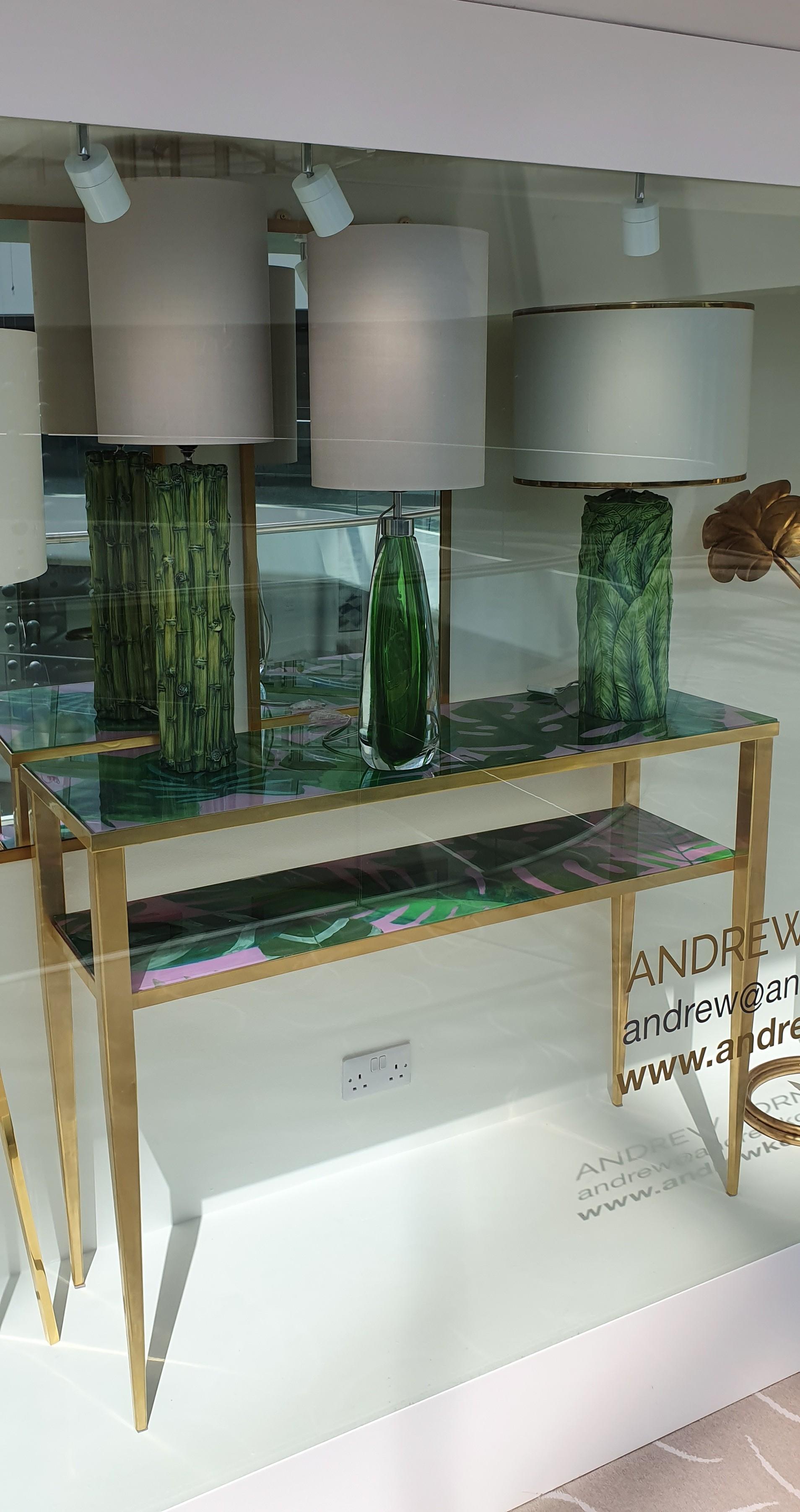 Ceramica Lampada da tavolo Bamboo a cilindro alto in ceramica fusa a mano con smalto verde dipinto a mano in vendita