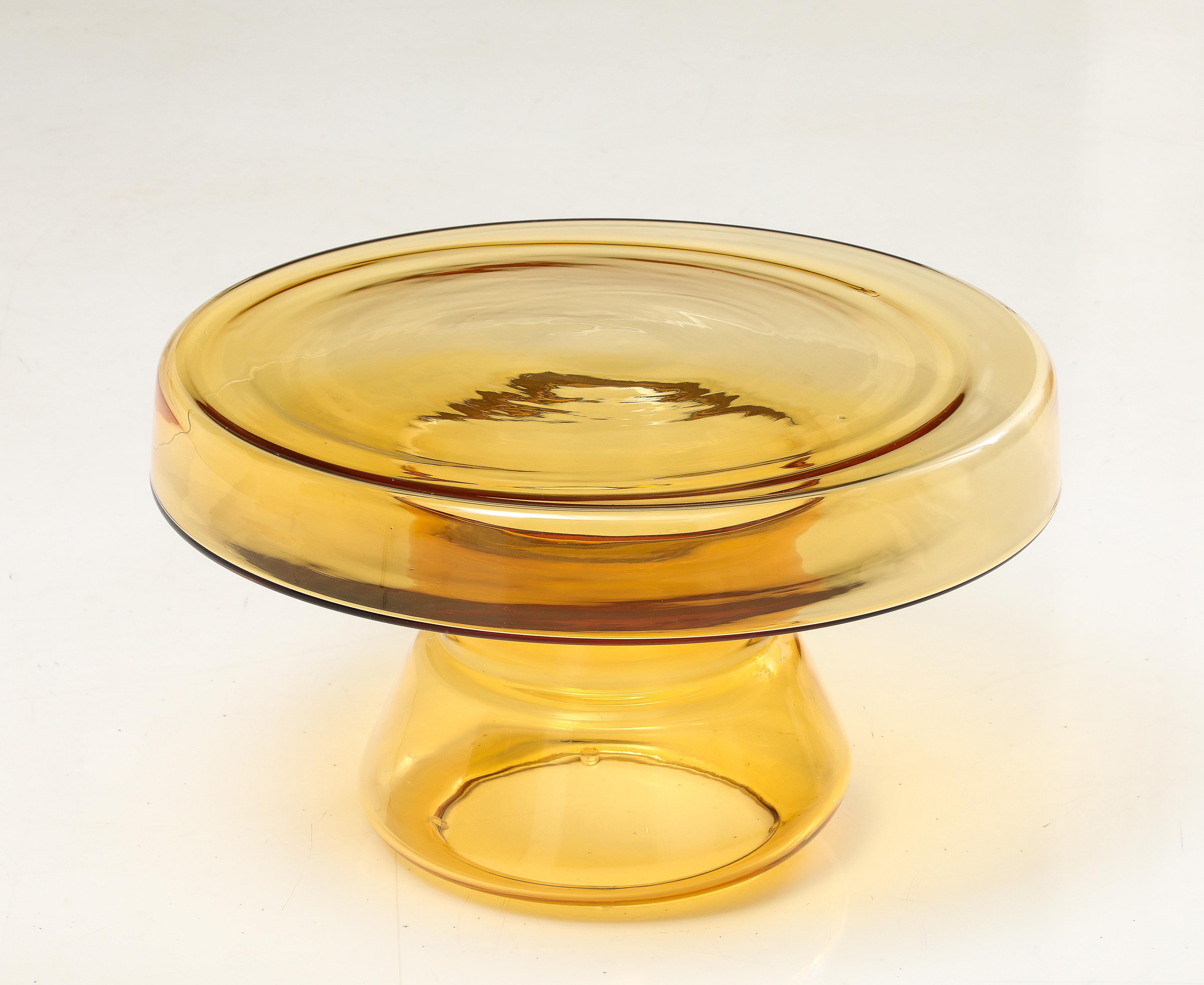Handgegossener runder Bernstein-Gold Murano Glas Beistelltisch, Italien, 21 