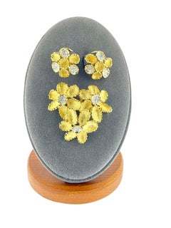 Hand-Chiselled French Set Earrings Pendant/Brooch Yellow/White Gold and Diamonds