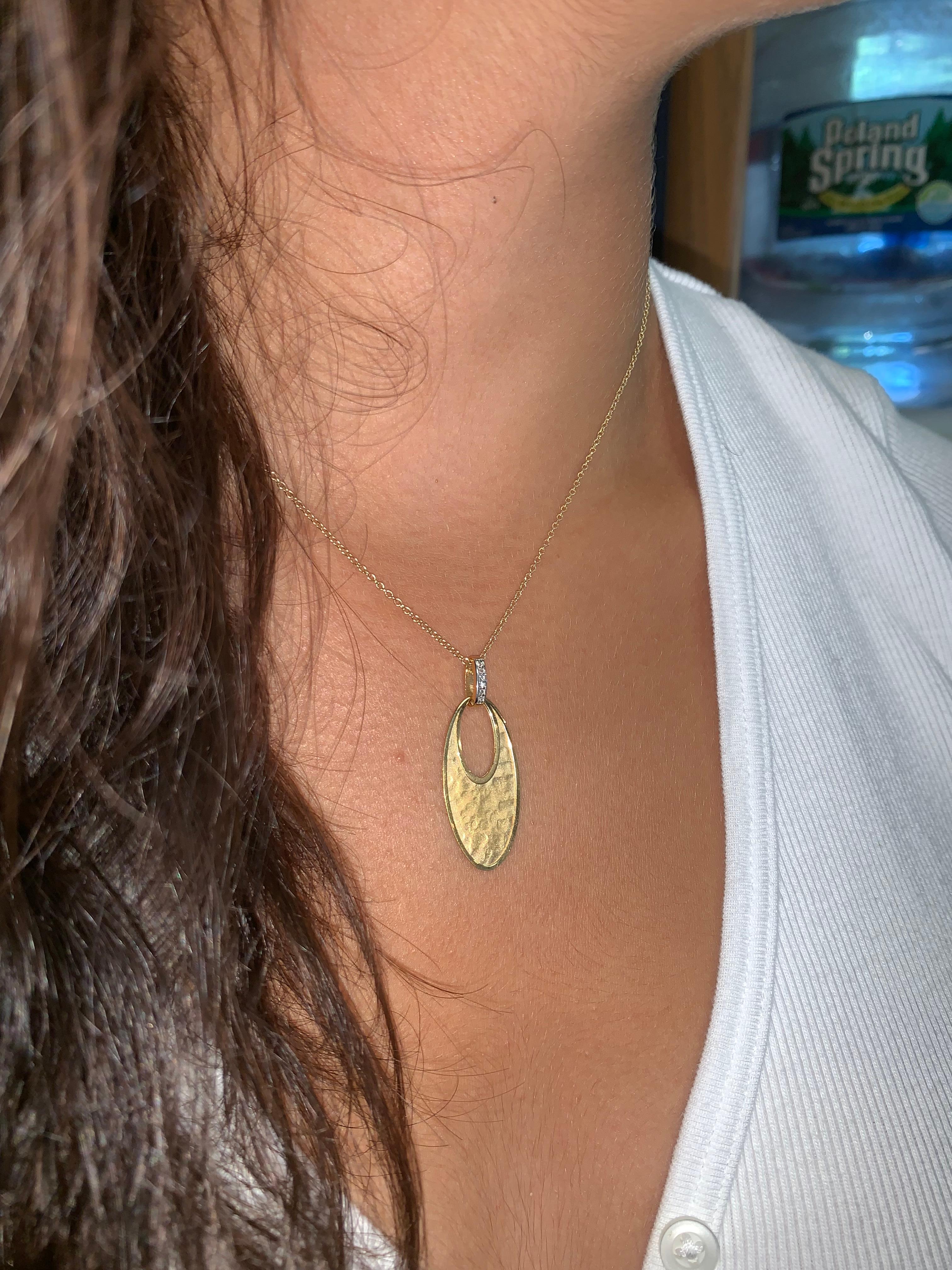 Handcraft 14 Karat Yellow Gold Matte, Hammer and Polish-Finished Oval Pendant In New Condition For Sale In Great Neck, NY