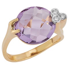 Handgefertigter Cocktailring aus 14 Karat Gelbgold mit Amethystfarbenen Steinen