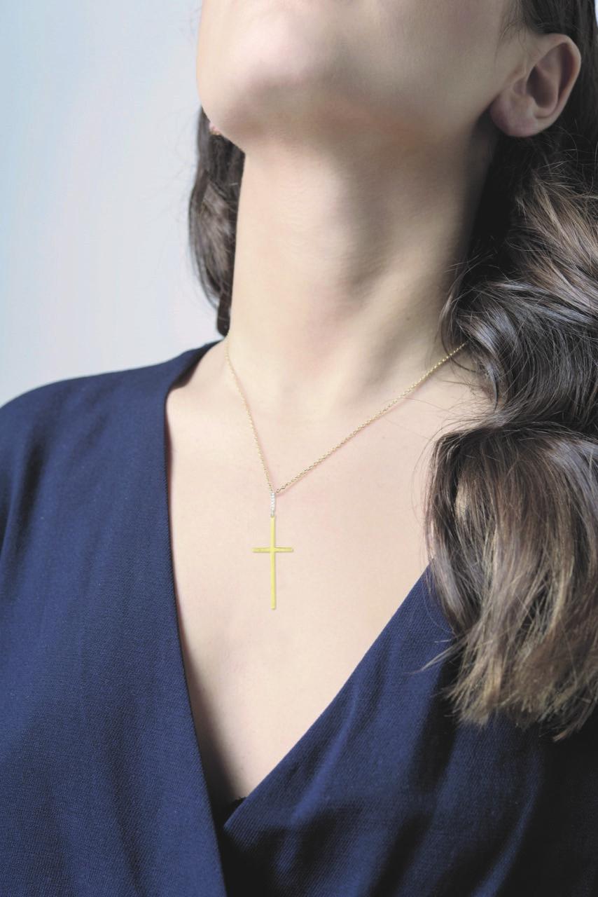 Round Cut Handcrafted 14 Karat Yellow Gold Cross Pendant For Sale