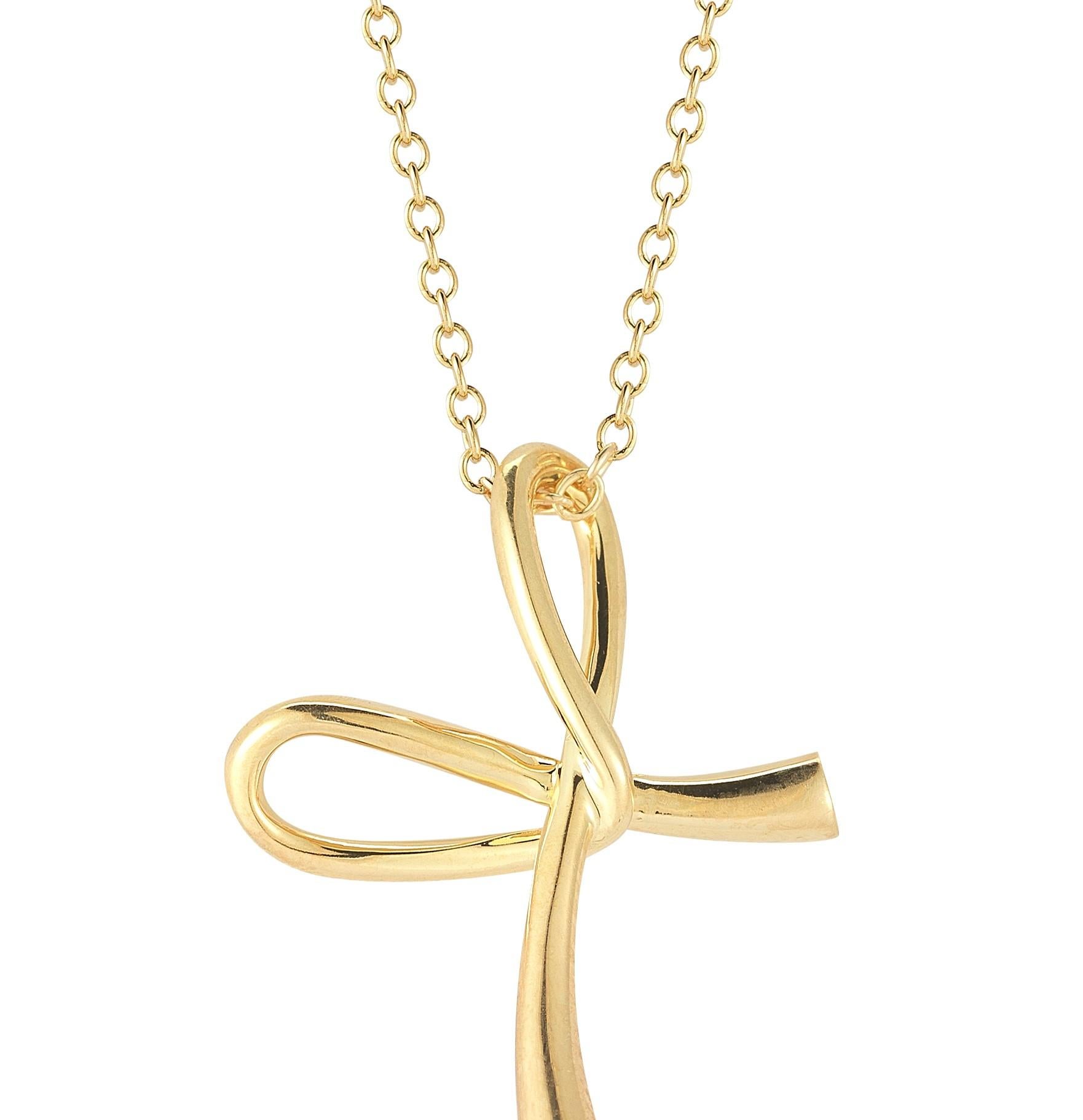 Hand-Crafted 14 Karat Yellow Gold Cross Pendant In New Condition For Sale In Great Neck, NY