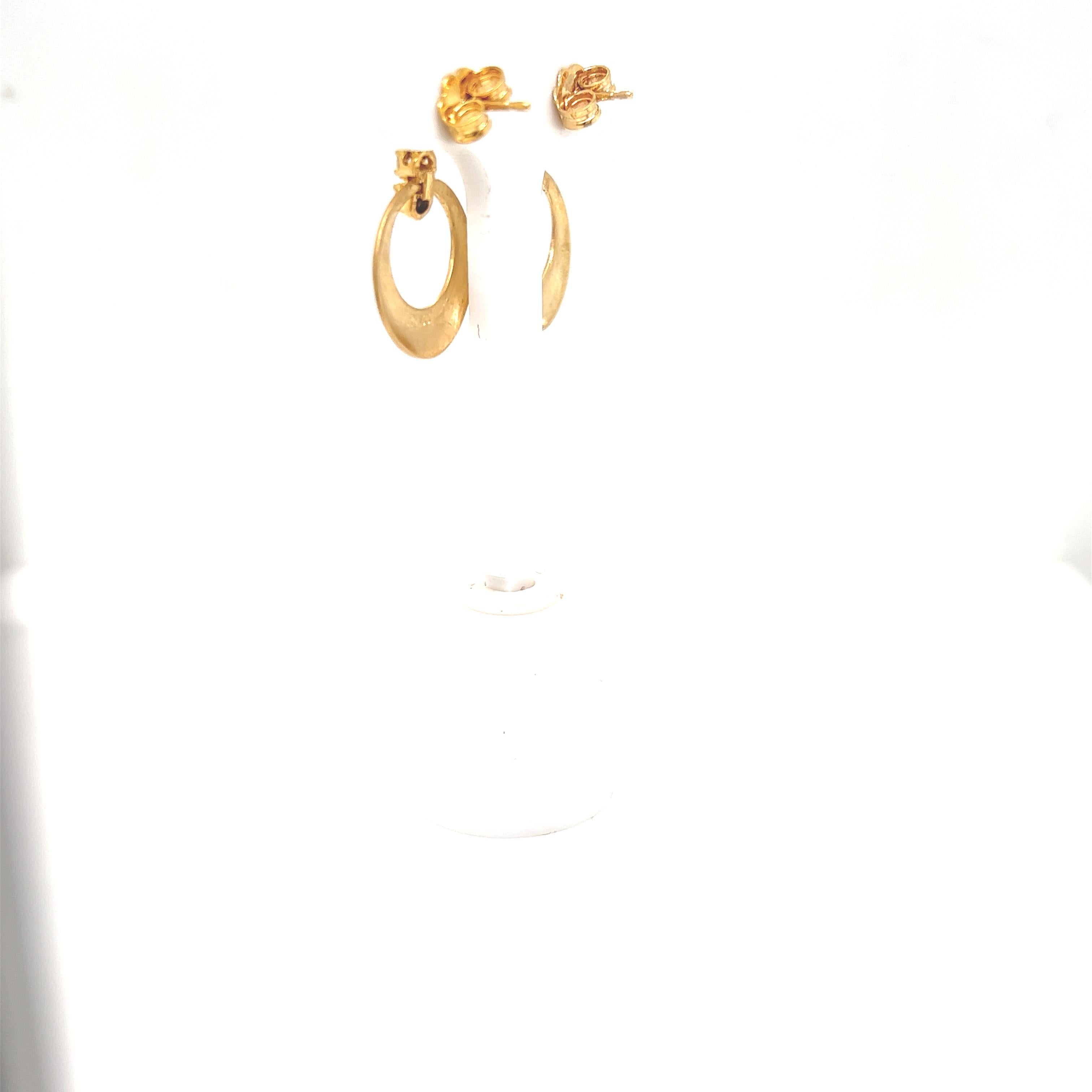 Round Cut Hand-Crafted 14 Karat Yellow Gold Dangling Open Circle Earrings For Sale