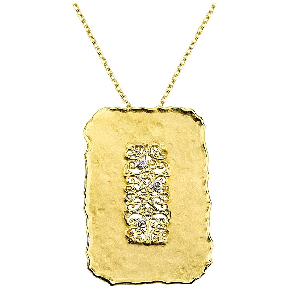 Hand-Crafted 14 Karat Yellow Gold Filigree Pendant For Sale