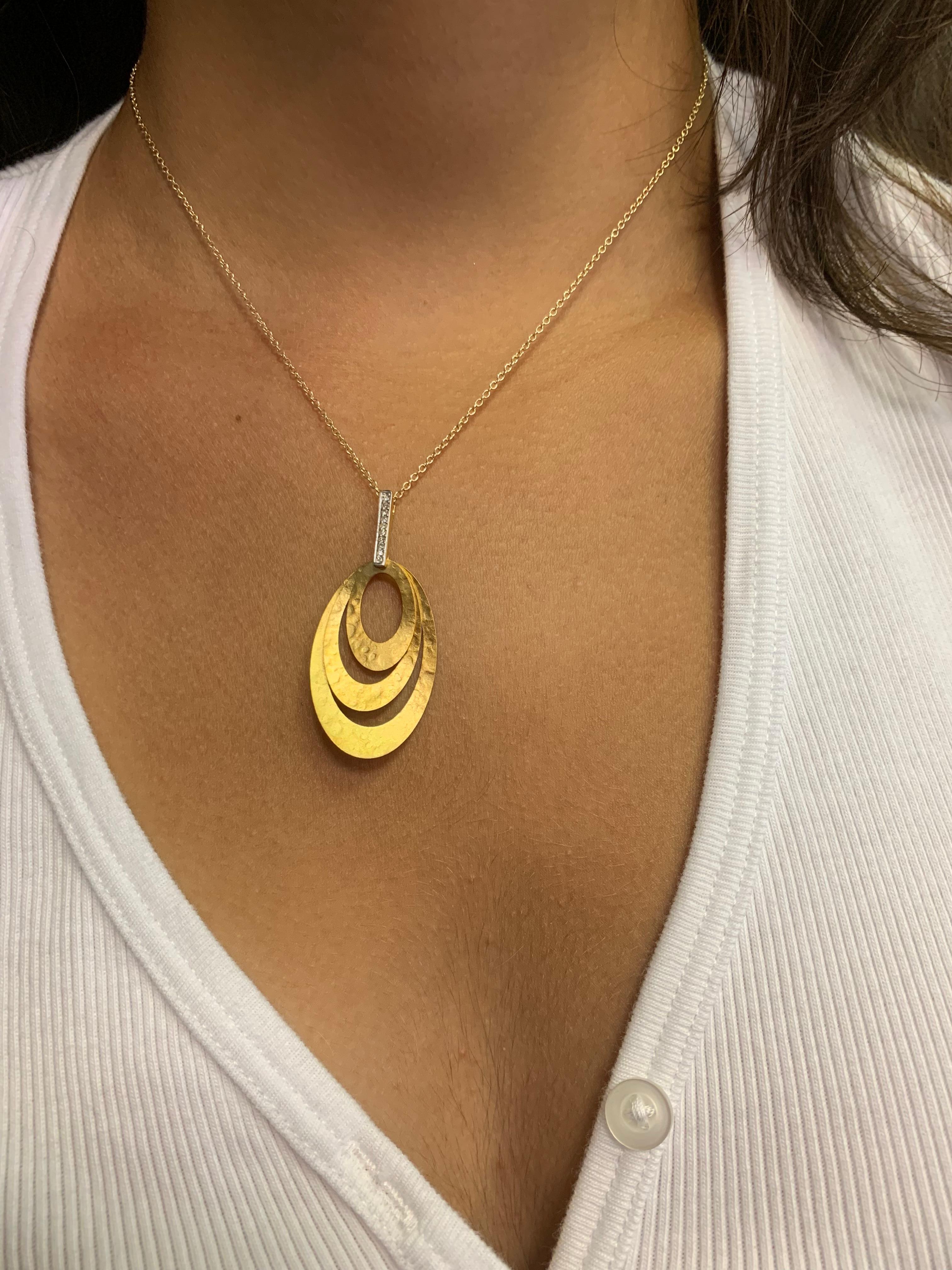 Handcrafted 14 Karat Yellow Gold Hammer-Finished Concentric-Ovals Pendant In New Condition For Sale In Great Neck, NY