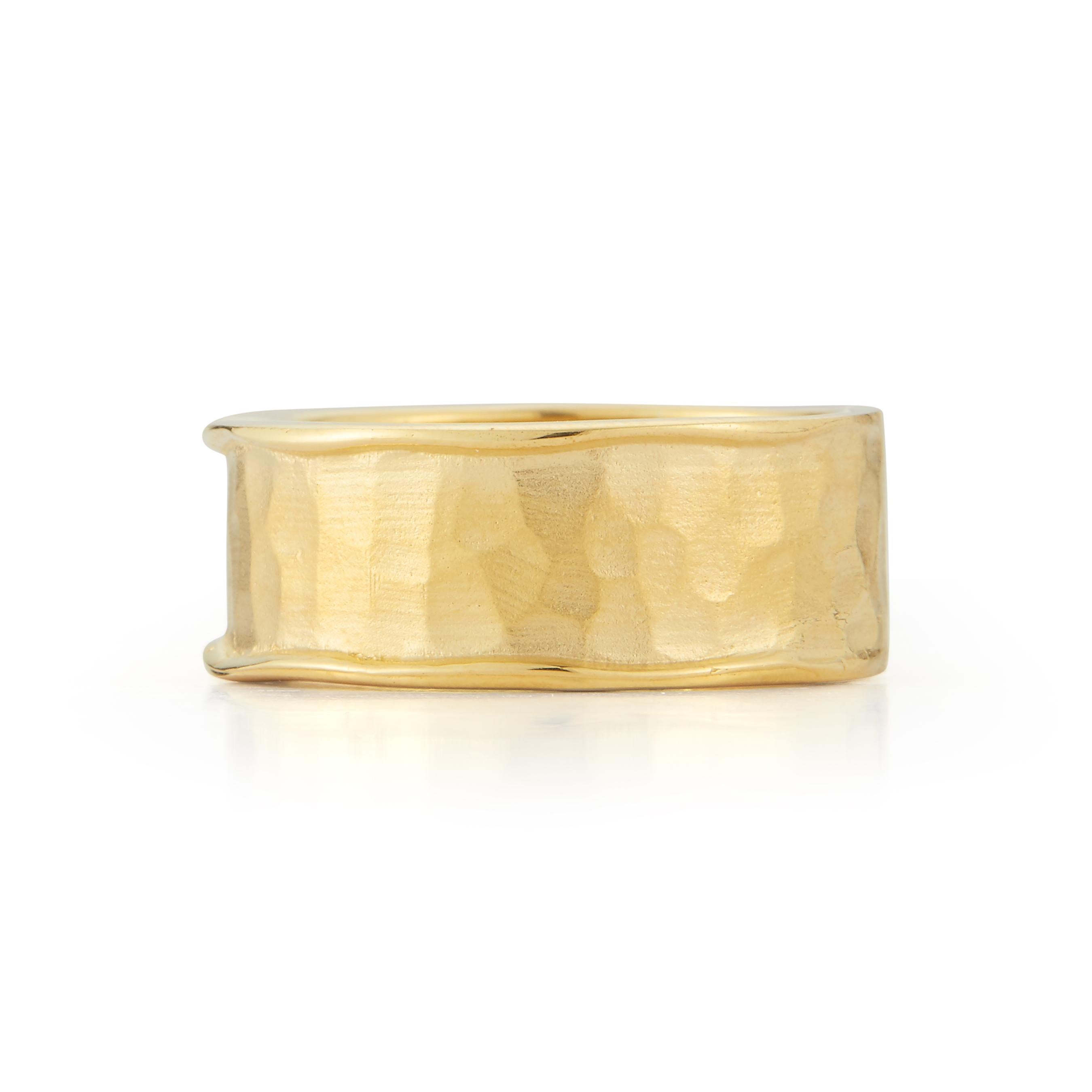 For Sale:  Hand-Crafted 14 Karat Yellow Gold Hammered Band Ring 2