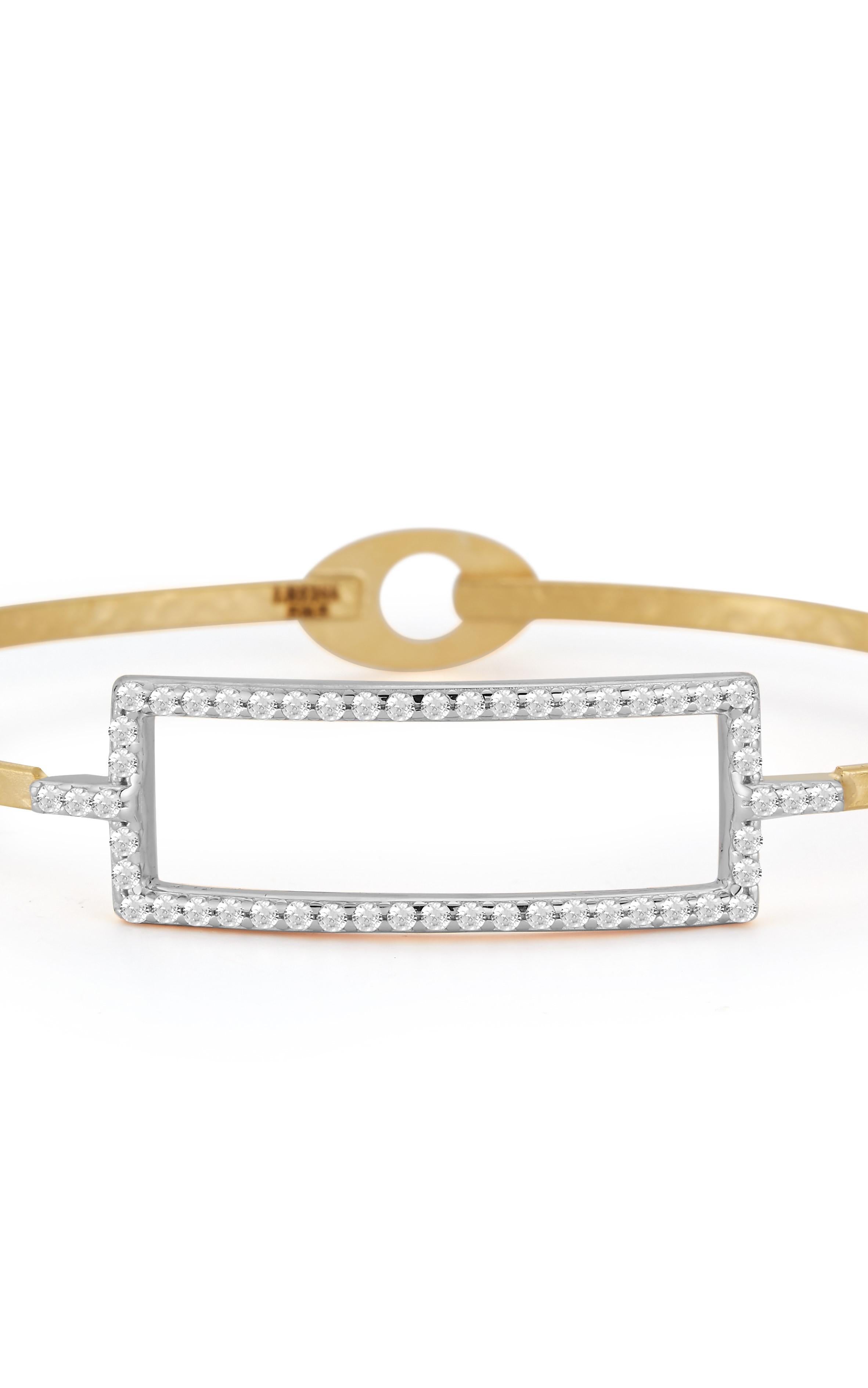 Taille ronde Bracelet jonc rectangulaire ouvert en or jaune 14 carats, fabriqué à la main en vente