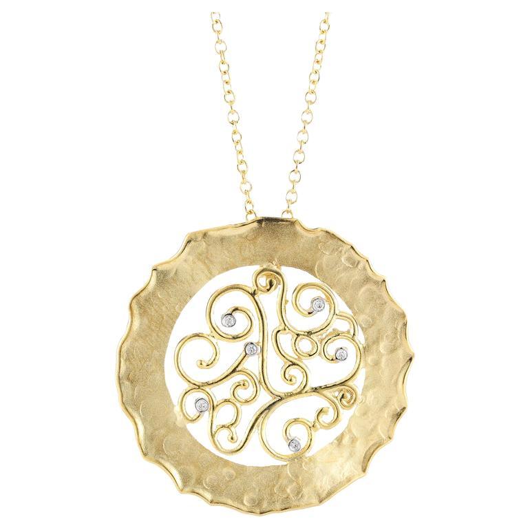 Hand-Crafted 14 Karat Yellow Gold Round Filigree Pendant For Sale