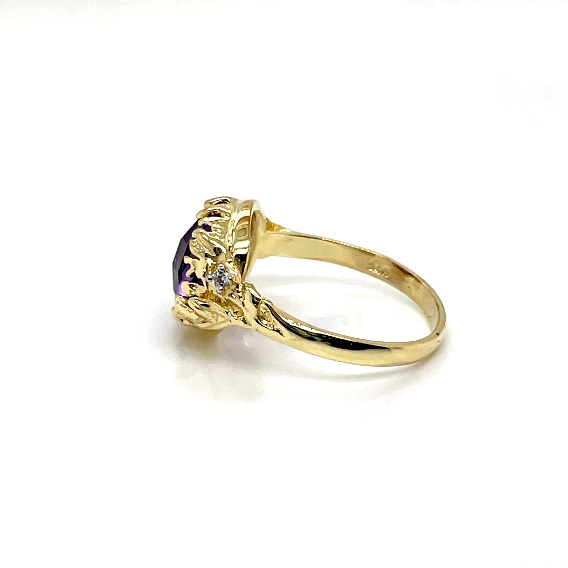 En vente :  Or 14 carats fait à la main 0,03 carat tw. Bague en diamant et pierre de couleur améthyste de 3,25 carats 4
