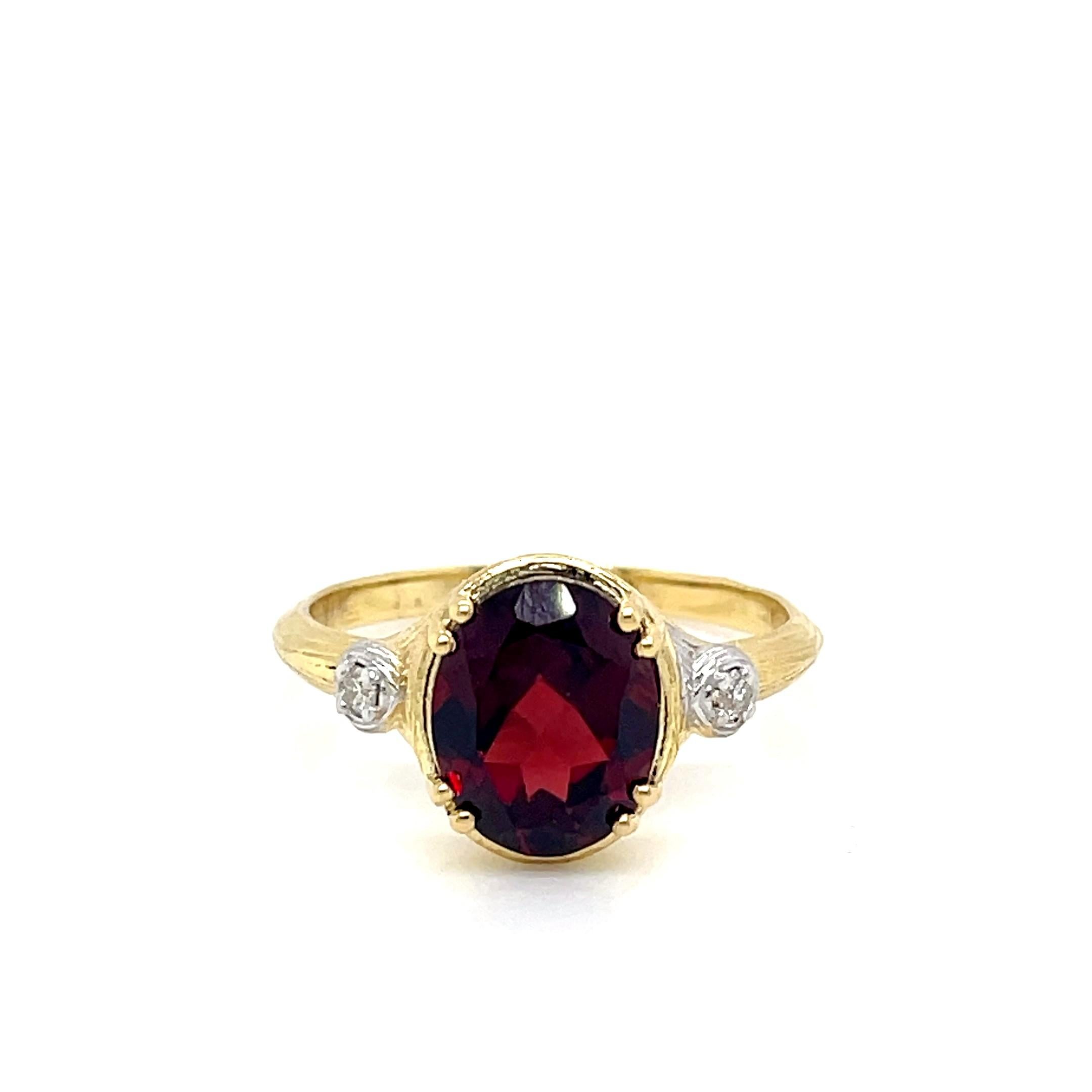 For Sale:  Hand-Crafted 14K Gold 0.05 ct. tw. Diamond & 3.5CT Garnet Cocktail Ring 2