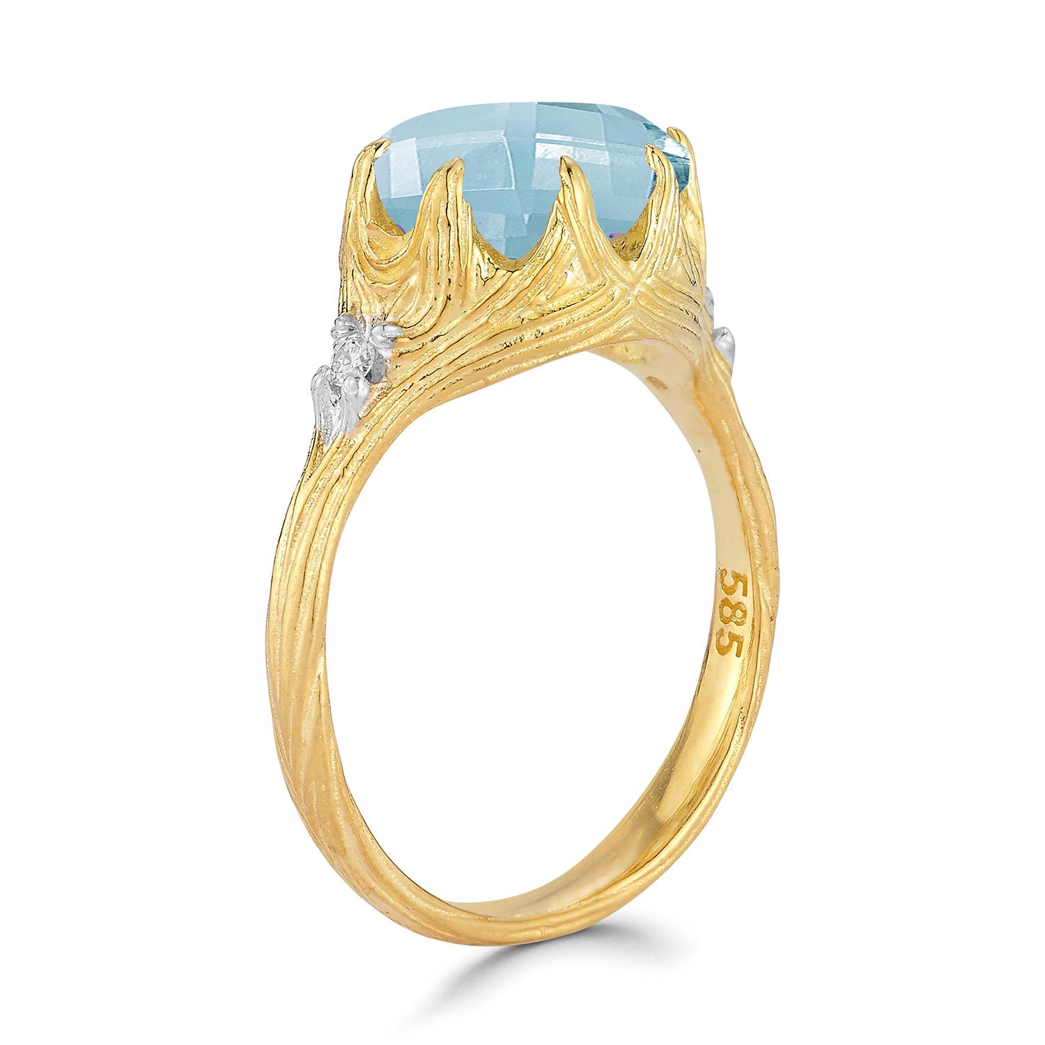 For Sale:  Hand-Crafted 14K Gold 0.05 ct. tw. Diamond & 4.25CT Blue Topaz Cocktail Ring 2