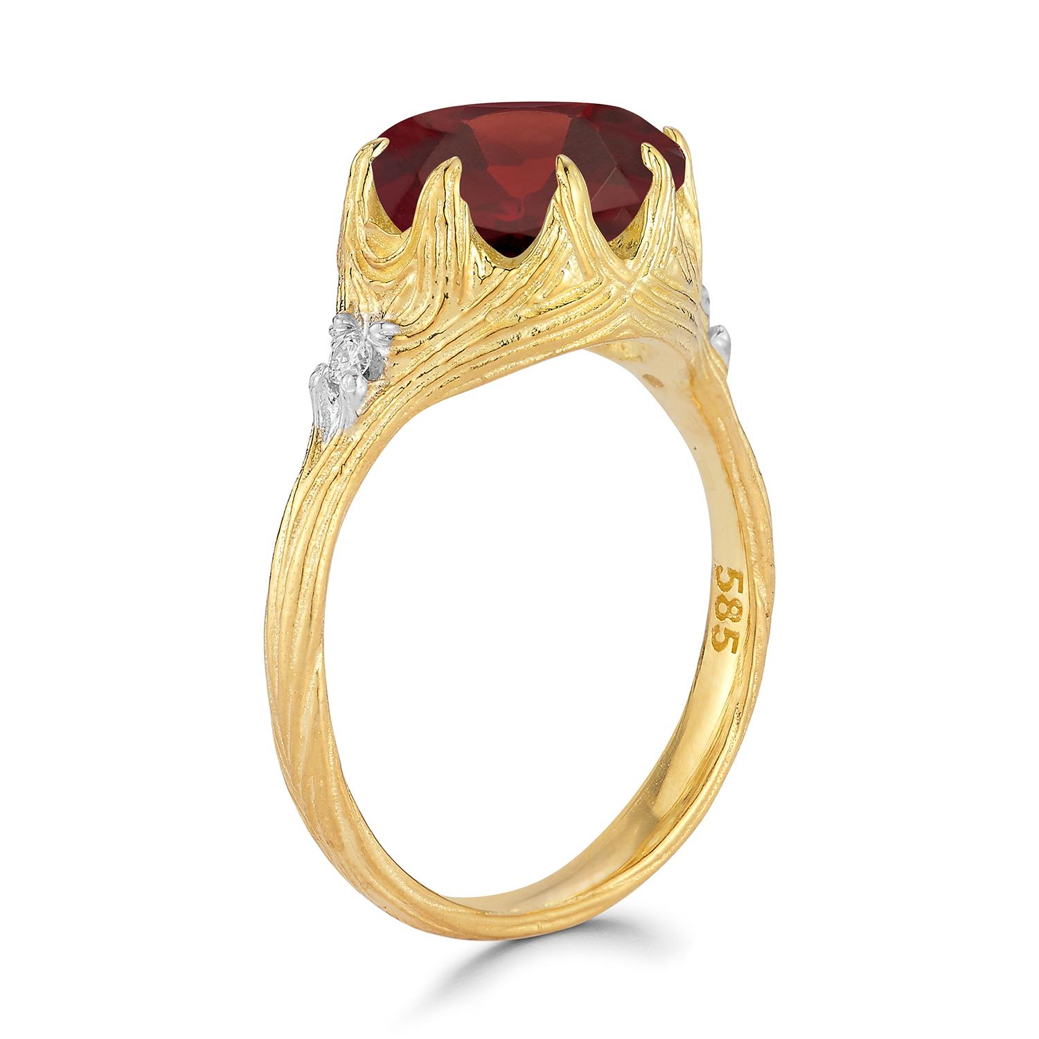 For Sale:  Hand-Crafted 14K Gold 0.05 ct. tw. Diamond & 4.9CT Garnet Cocktail Ring 2