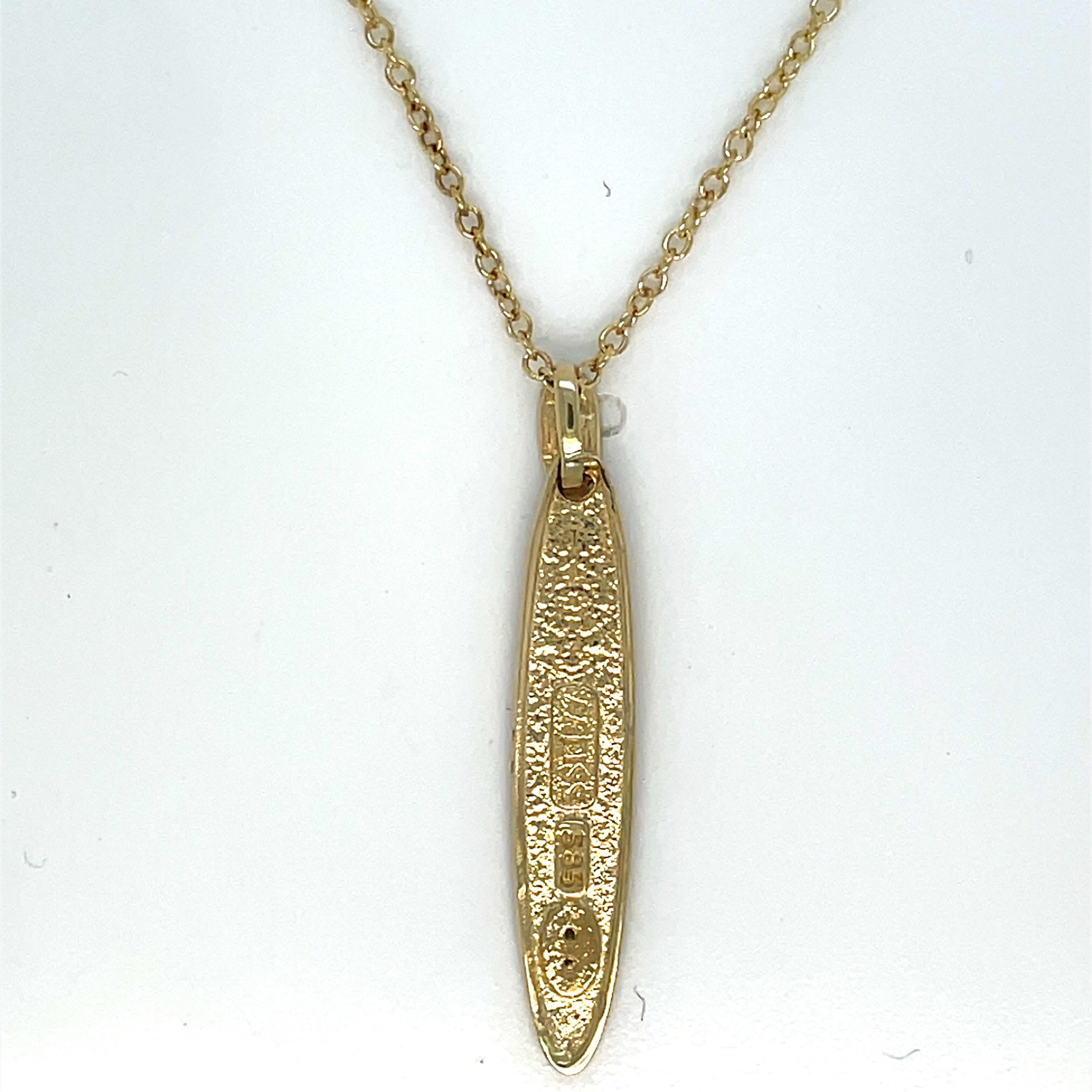 Pendentif ovale en or jaune 14 carats poli à la main, orné de 0,05 carats de diamants sertis en pavé, monté sur une chaîne Rolo de 16 pouces

