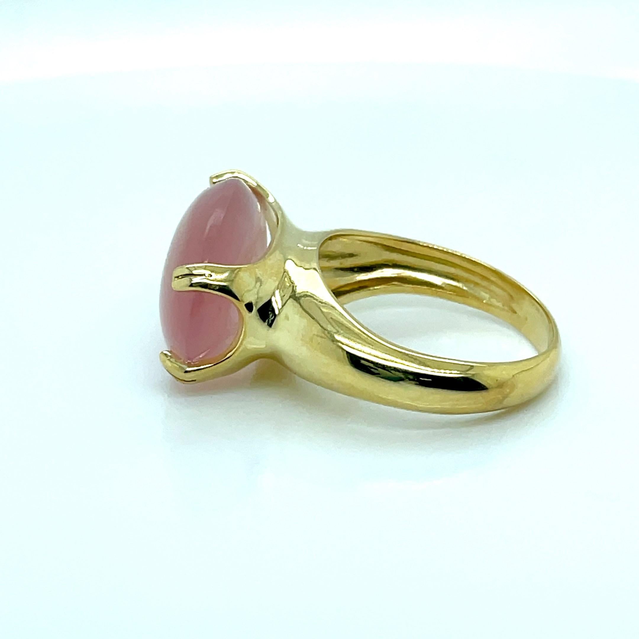 For Sale:  Hand-Crafted 14K Gold 10.7CT Rose Quartz Cocktail Ring 4
