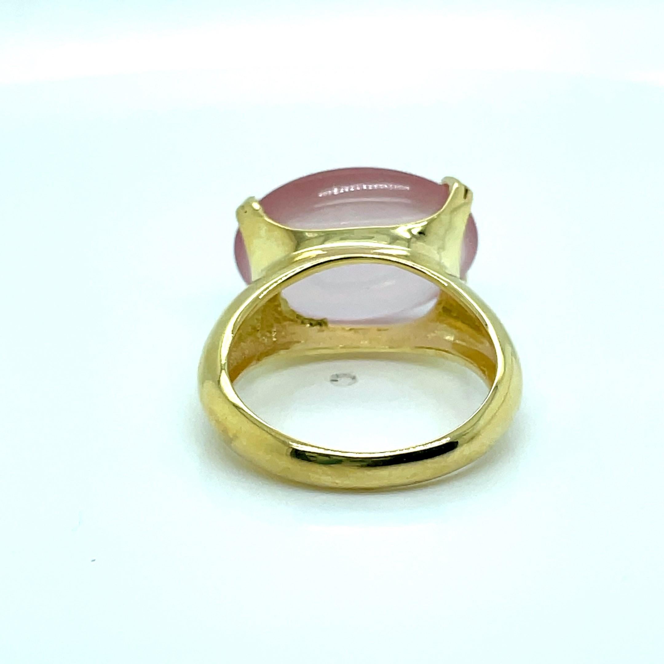 For Sale:  Hand-Crafted 14K Gold 10.7CT Rose Quartz Cocktail Ring 5