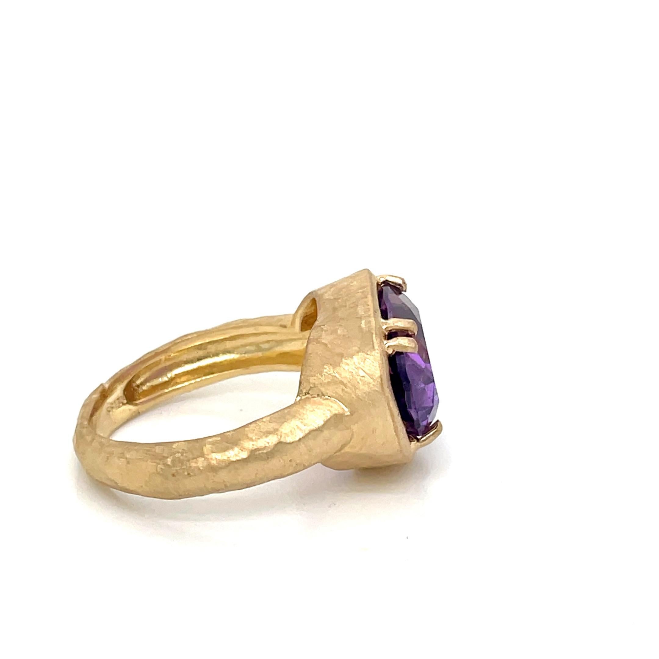 For Sale:  Hand-Crafted 14K Gold 5.35CT Amethyst Cocktail Ring 4