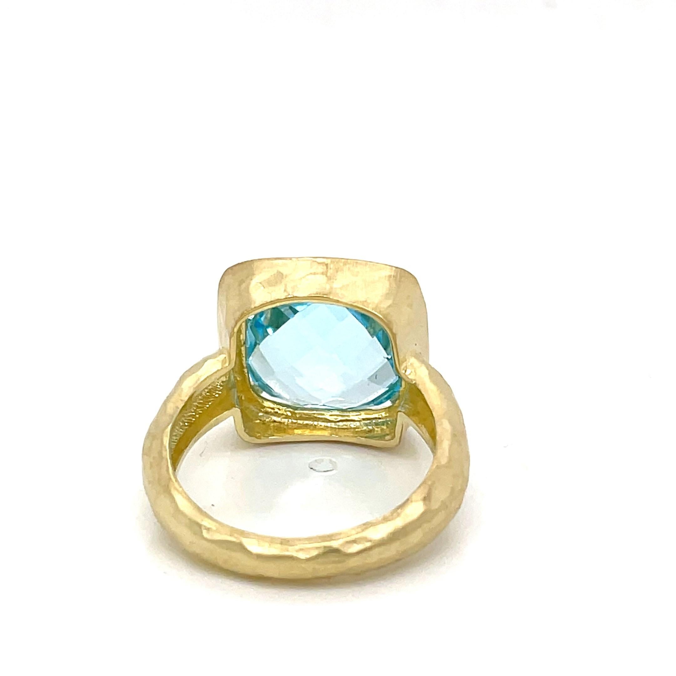 For Sale:  Hand-Crafted 14K Gold 8.0CT Blue Topaz Cocktail Ring 3