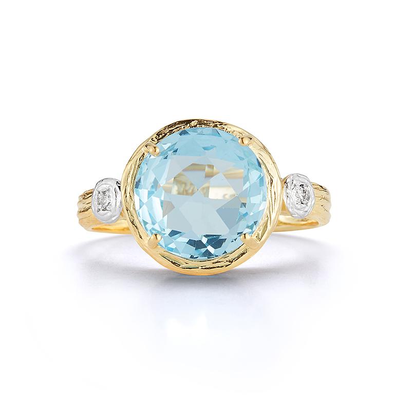 For Sale:  Hand-Crafted 14K Yellow Gold Blue Topaz Cocktail Ring 2