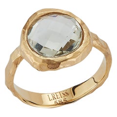 Anillo de cóctel artesanal de oro amarillo de 14 quilates con amatista verde de colores