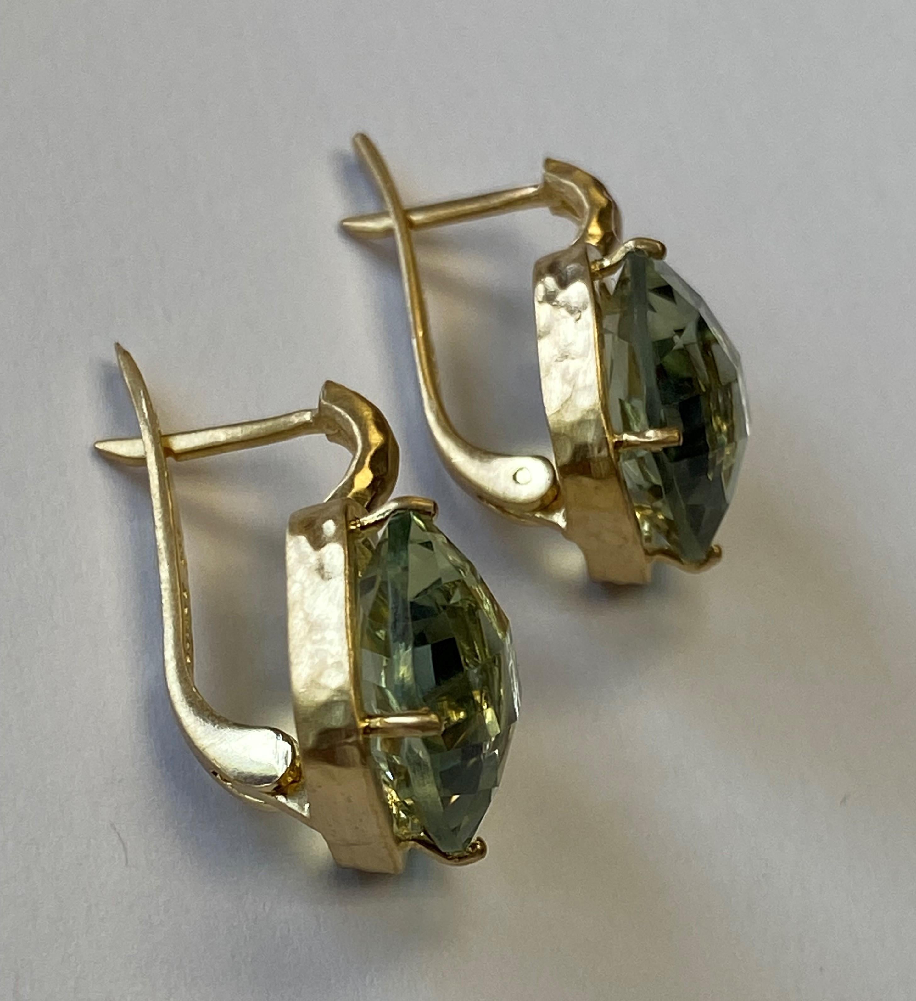 Cushion Cut Handcrafted 14k Yellow Gold Green Amethyst Color Stone Earrings For Sale