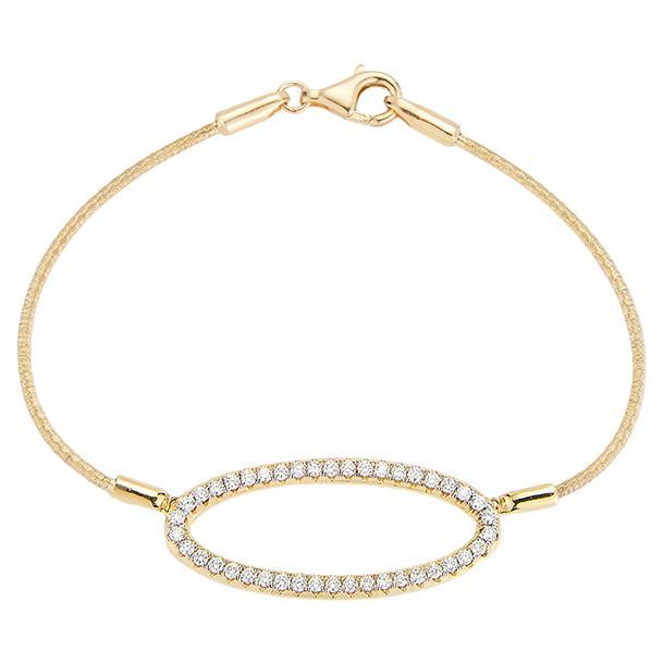 Hand-Crafted 14K Yellow Gold Mesh Bracelet Set with a Diamond Oval Motif For Sale