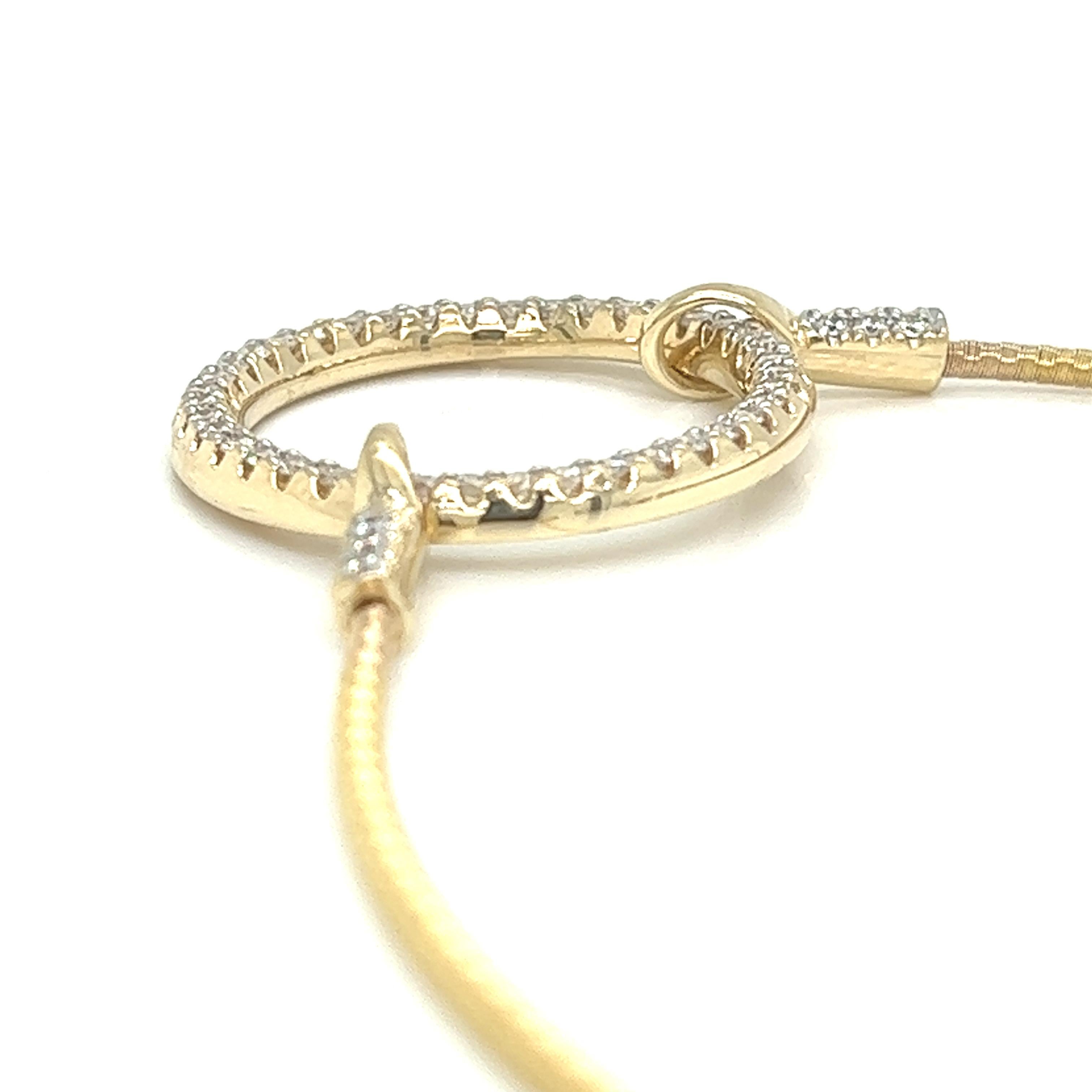 Round Cut Hand-Crafted 14K Yellow Gold Mesh Bracelet with an Open Diamond Circle Motif For Sale