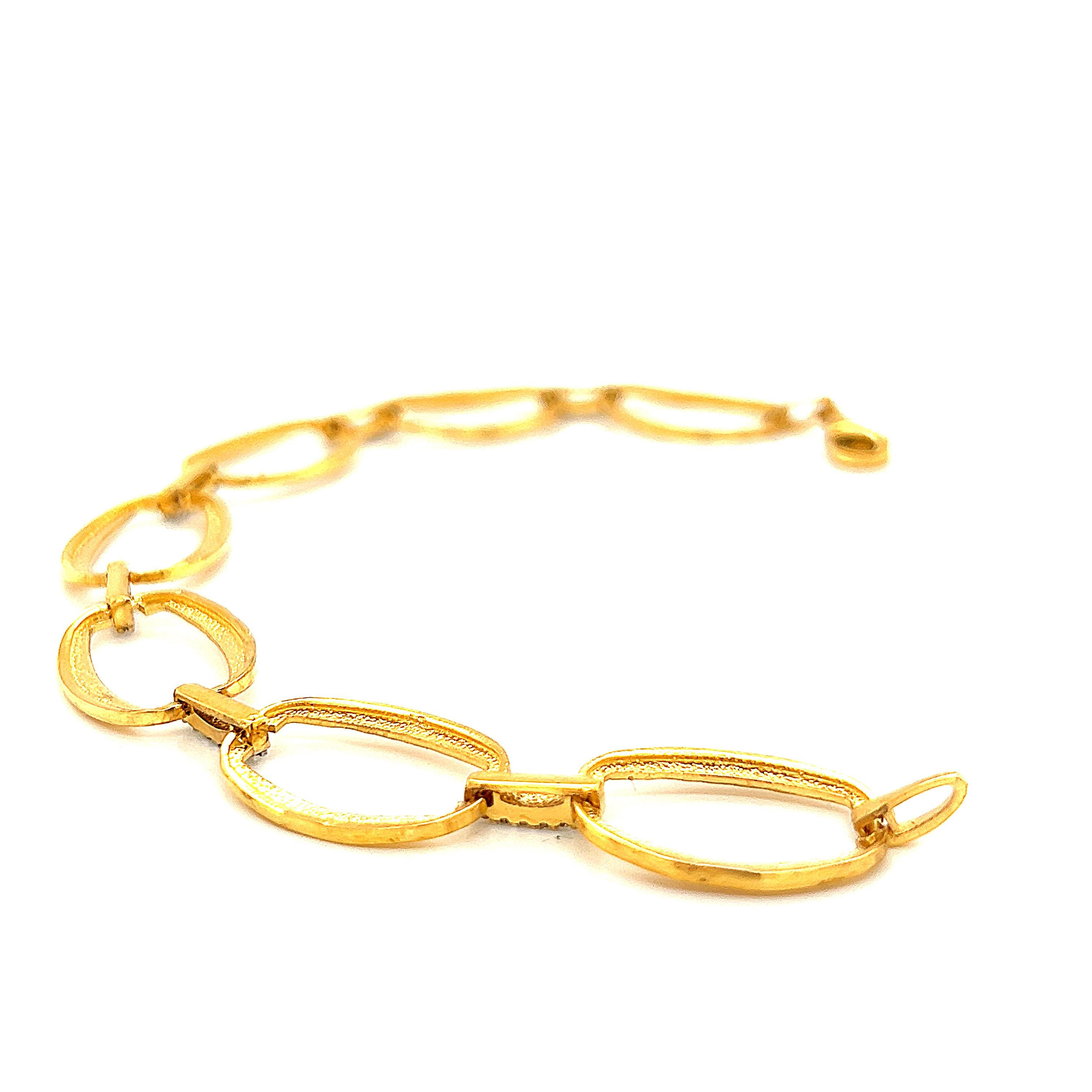Round Cut Hand-Crafted 14K Yellow Gold Open Link Bracelet For Sale