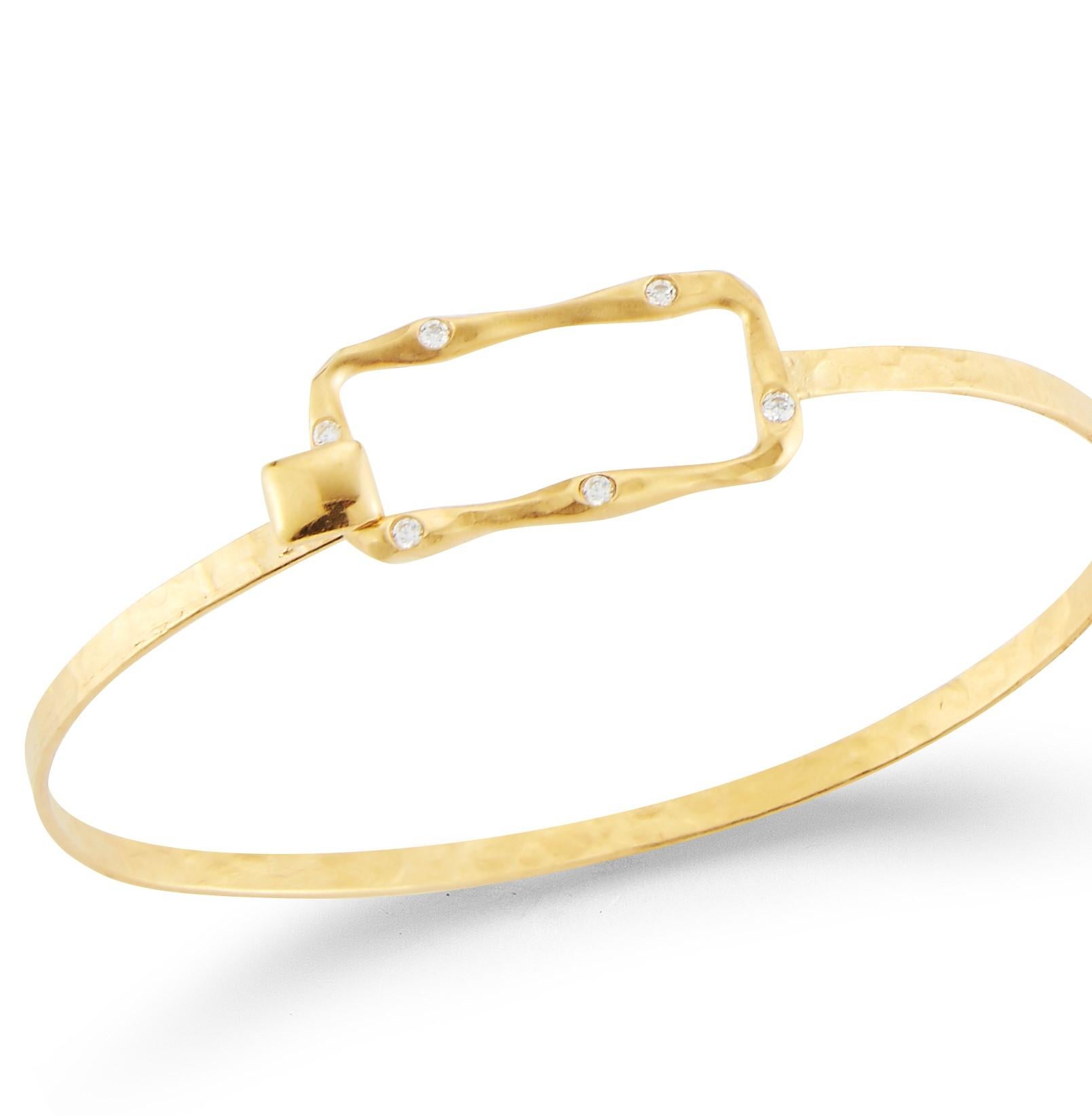 Round Cut Hand-Crafted 14K Yellow Gold Open Rectangle Bangle Bracelet. For Sale