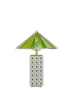 Lampe de bureau faite à la main, en aluminium et verre teinté vert