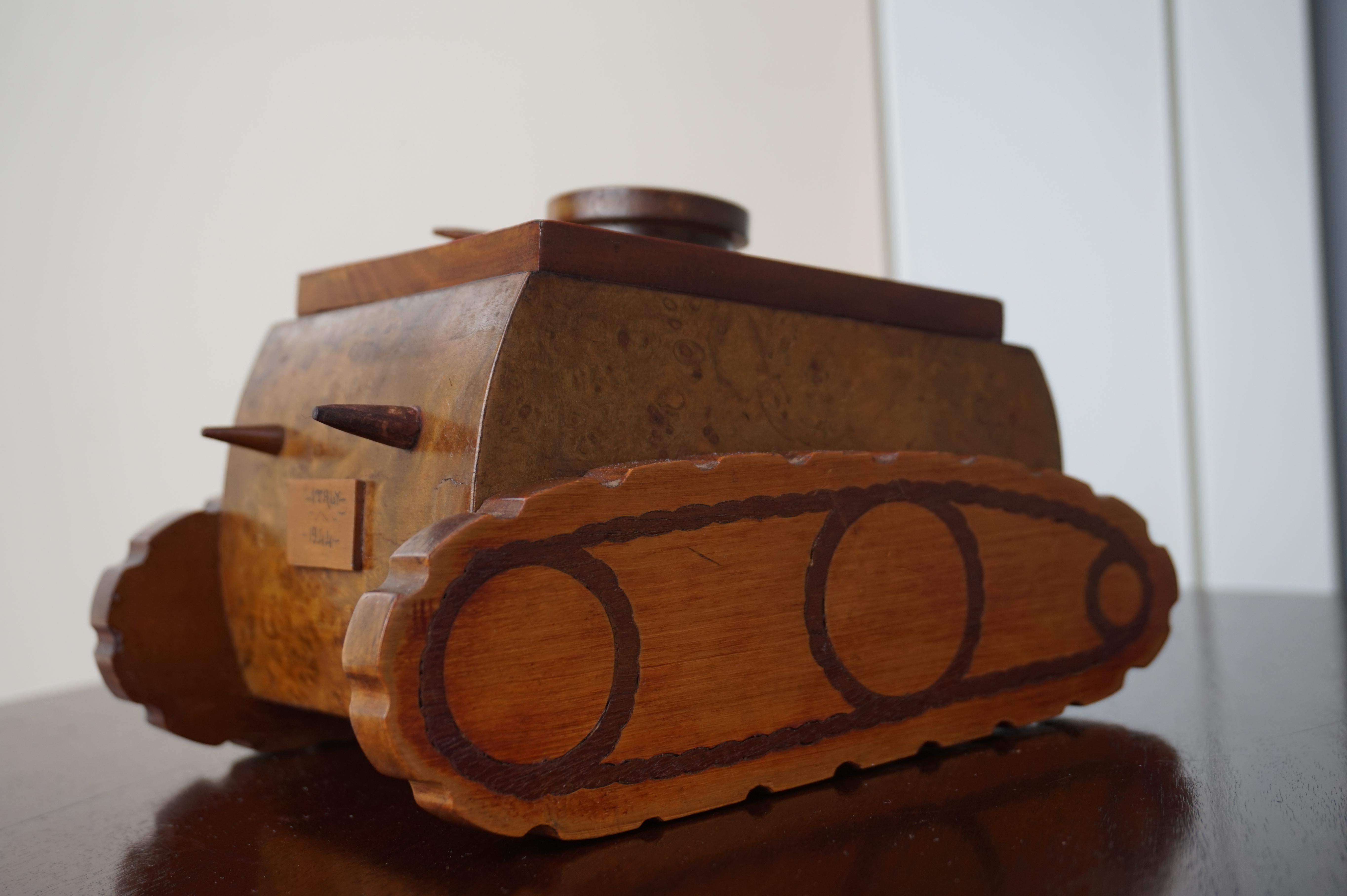 Handcrafted and Inlaid World War II Italian Nutwood Tank Design Cigarette Box 3