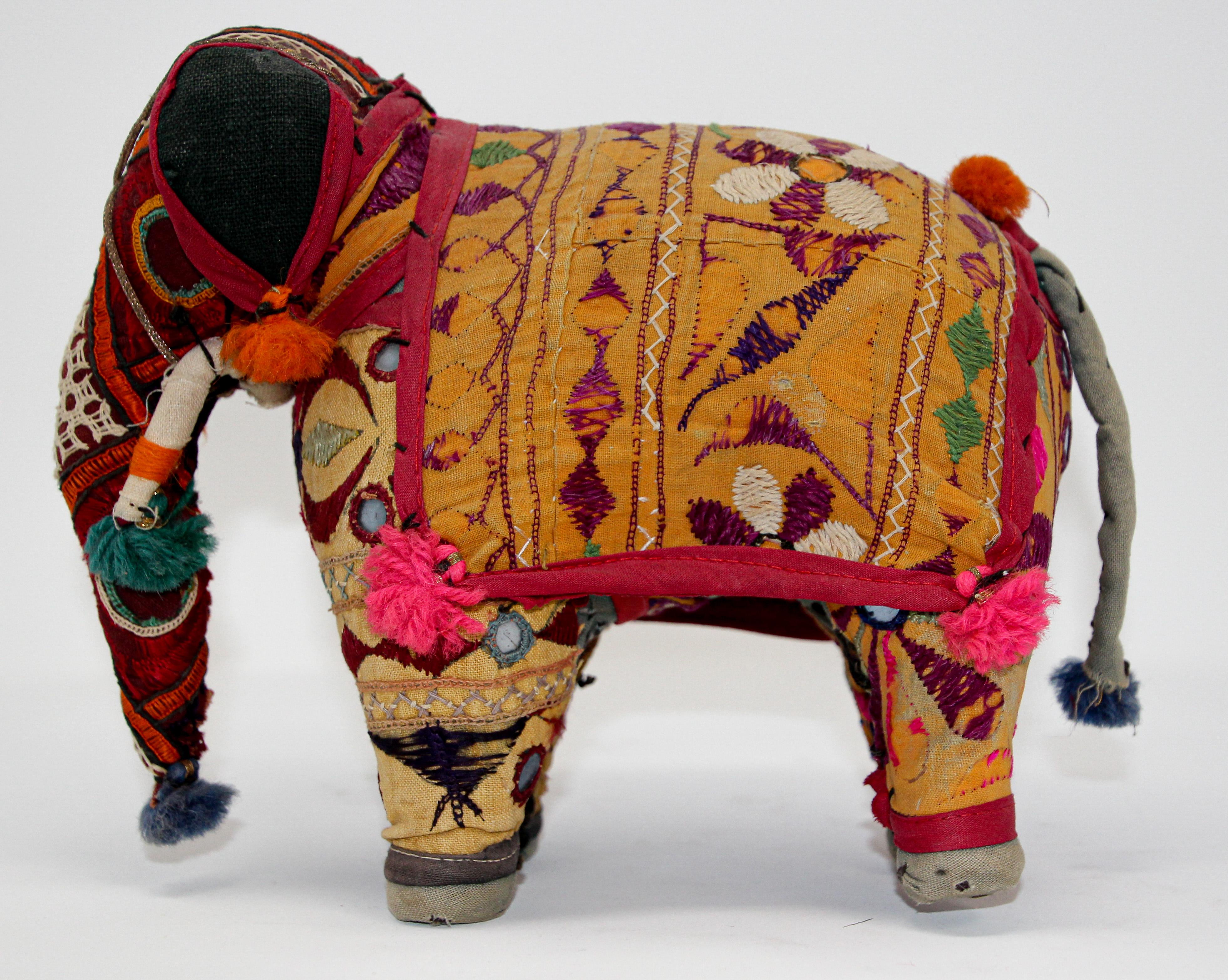 Hand-Crafted Anglo Raj Vintage Stuffed Cotton Embroidered Elephant, India 1950 8