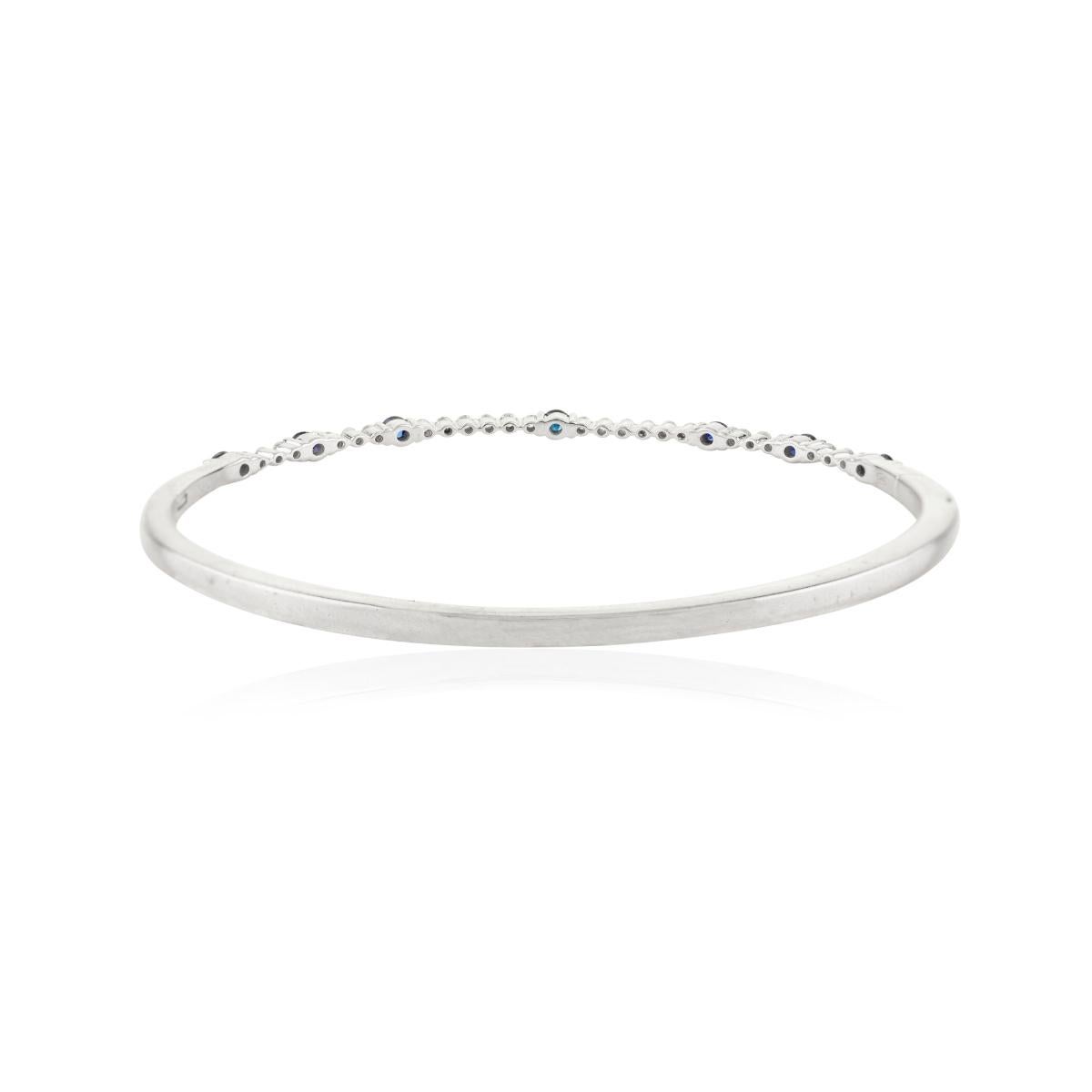 Moderne Bracelet saphir bleu et diamant en or blanc 14k Craft pour elle en vente