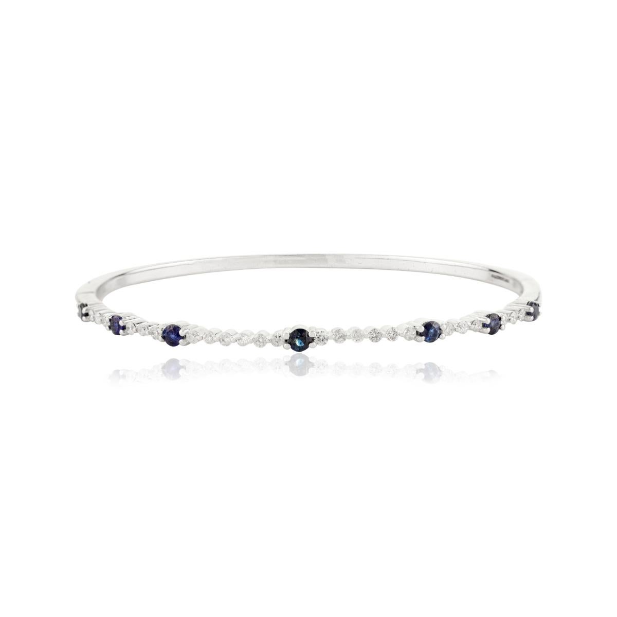 Bracelet saphir bleu et diamant en or blanc 14k Craft pour elle en vente 1